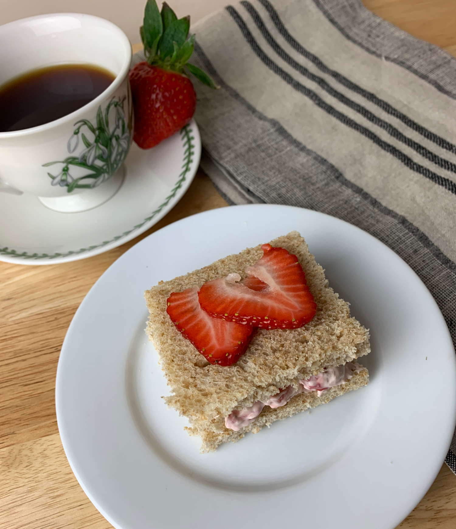 dairy-free-tea-party-sandwiches-with-lemon-strawberry-or-cucumber