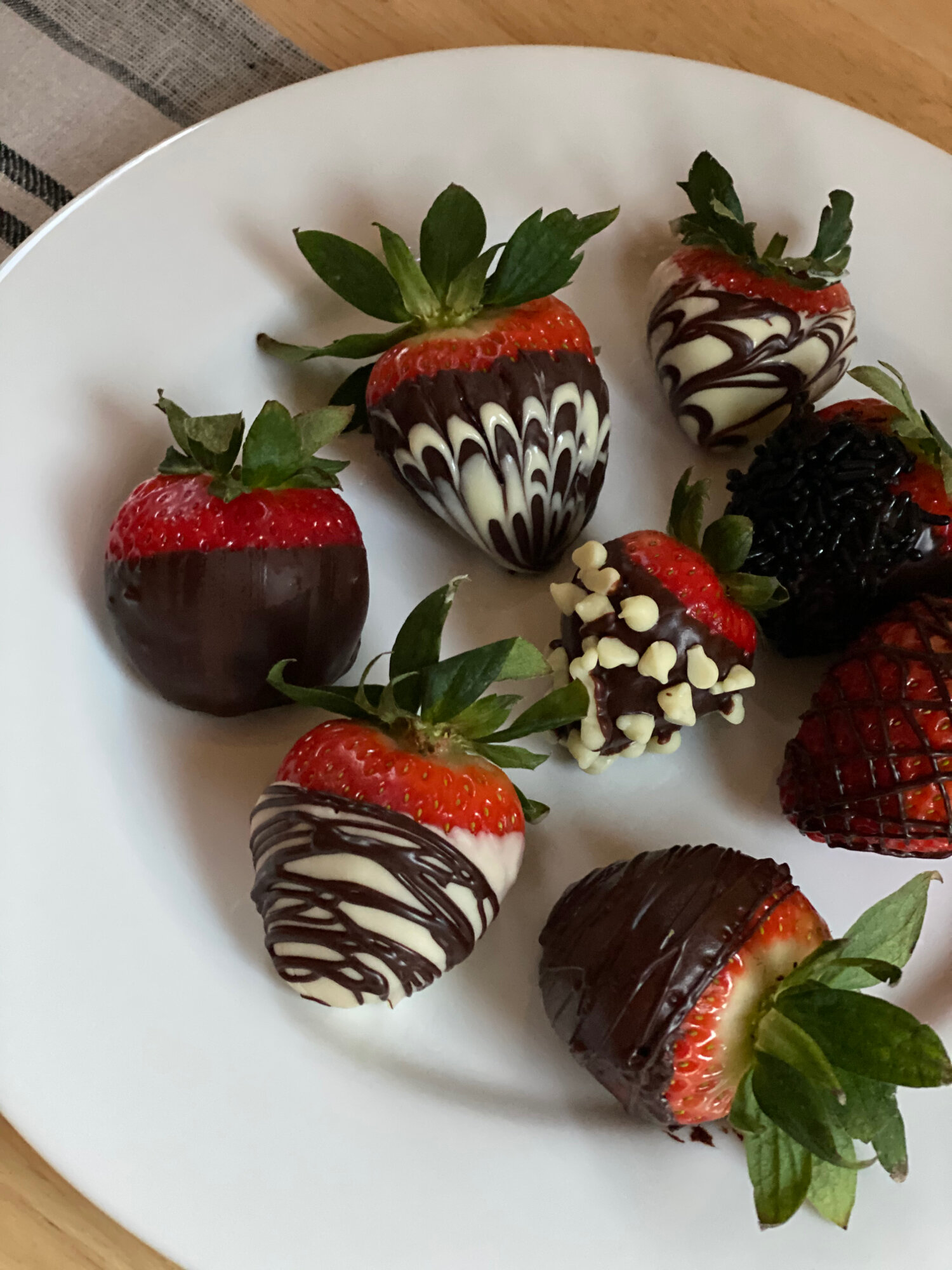 How to Make Dark Chocolate Covered Strawberries