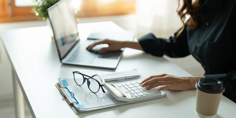 What DIY Investing Really Costs You