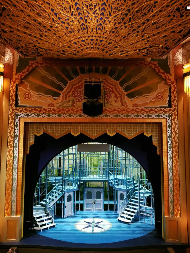 Full Stage with Paramount.jpg