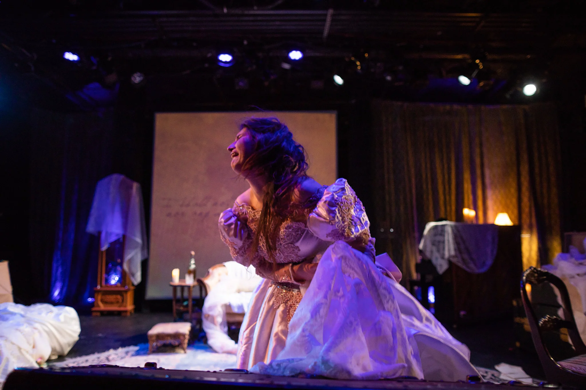 Borrowed_Blue_1st_Night_084.jpg