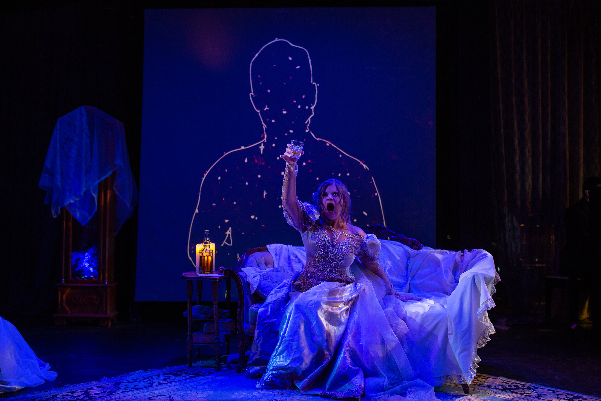 Borrowed_Blue_2nd_Night_019.jpg