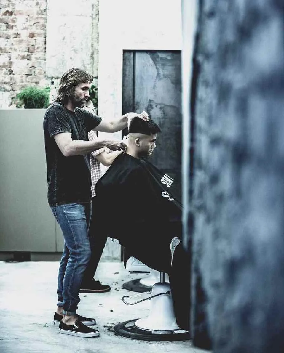 HK barber tips for men