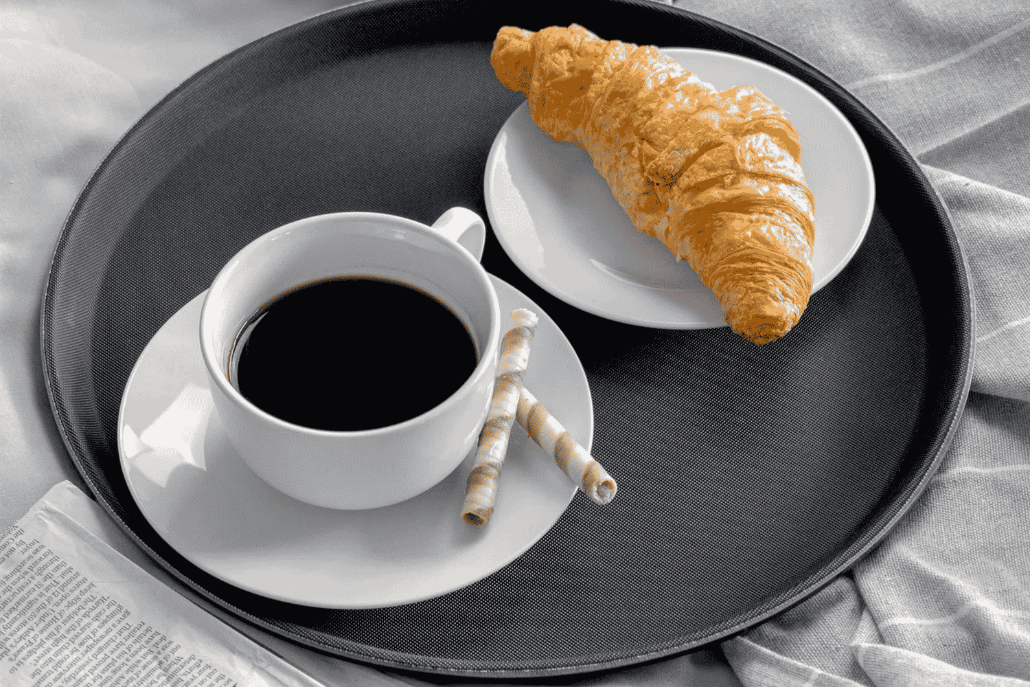 black-non-slip-stewards-tray-with-cup-and-plate