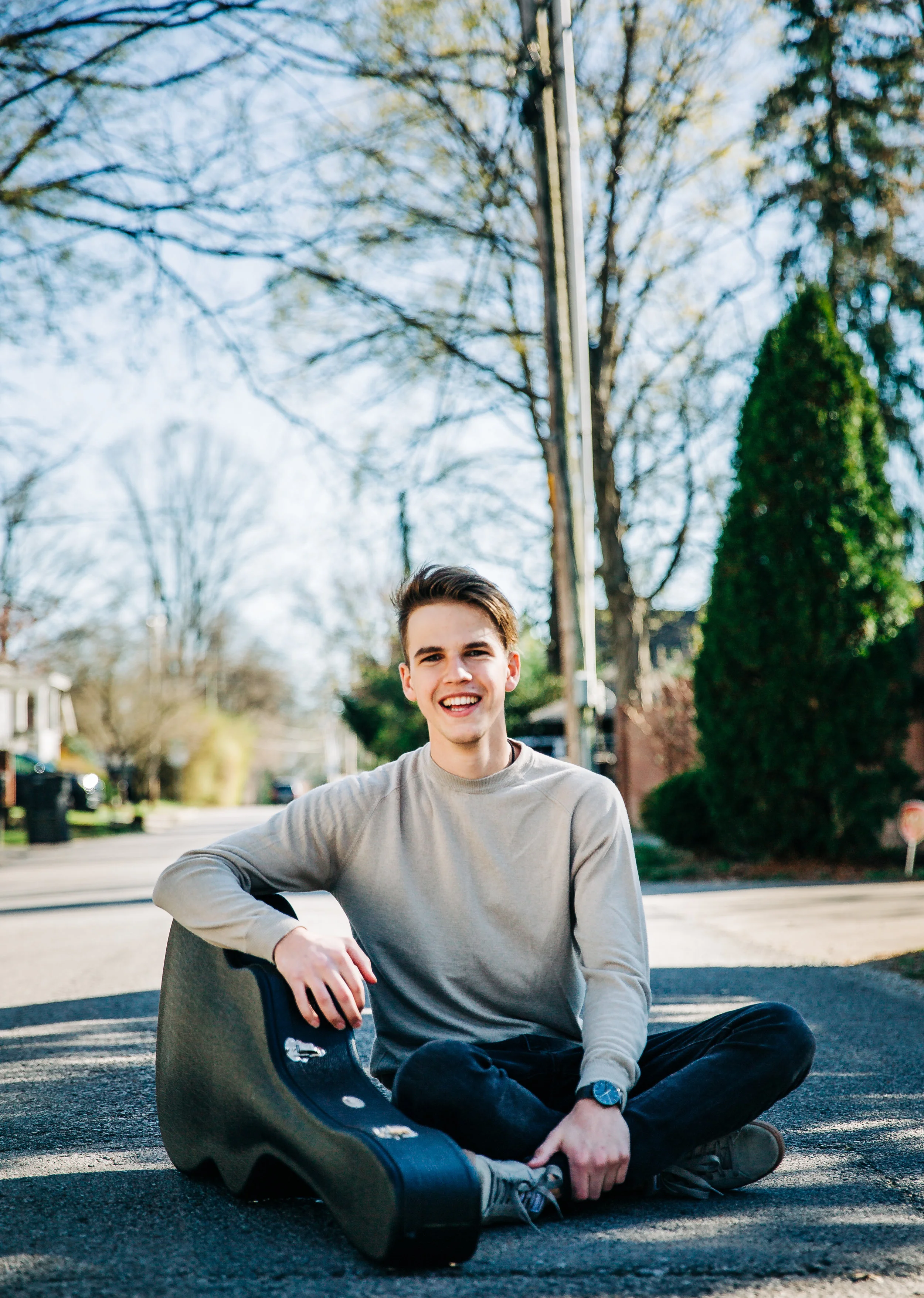 lifestyle-photographer-senior-session-downtown-franklin-12.jpg