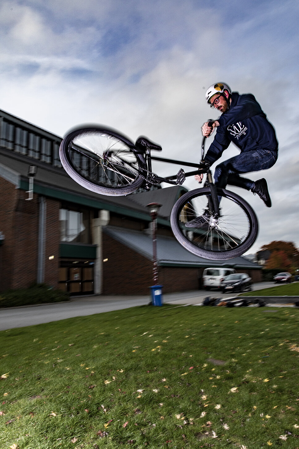 Team Slide-15-Jonathan-Hanart-Skateshop-Team-Tournai-72Dpi.jpg