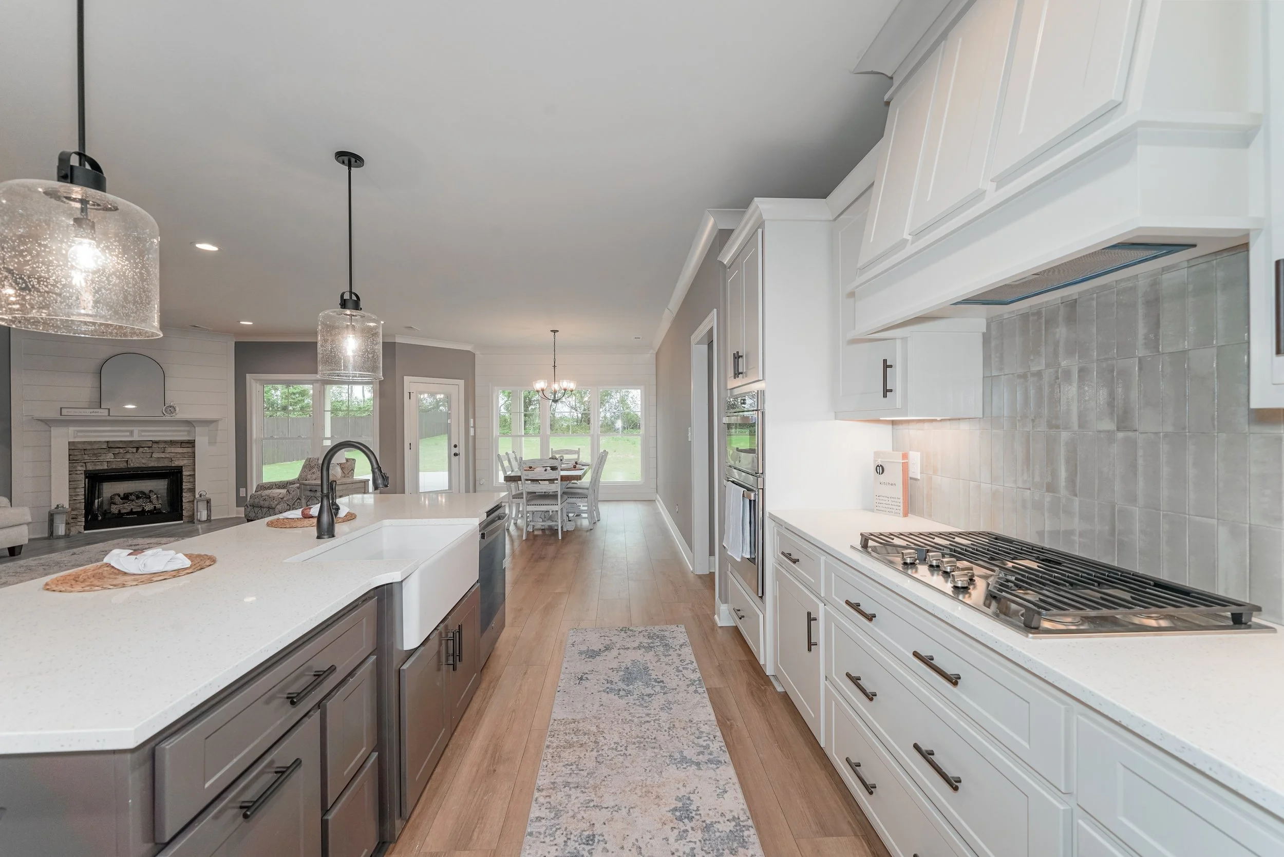 223 Oakland View-4.jpg