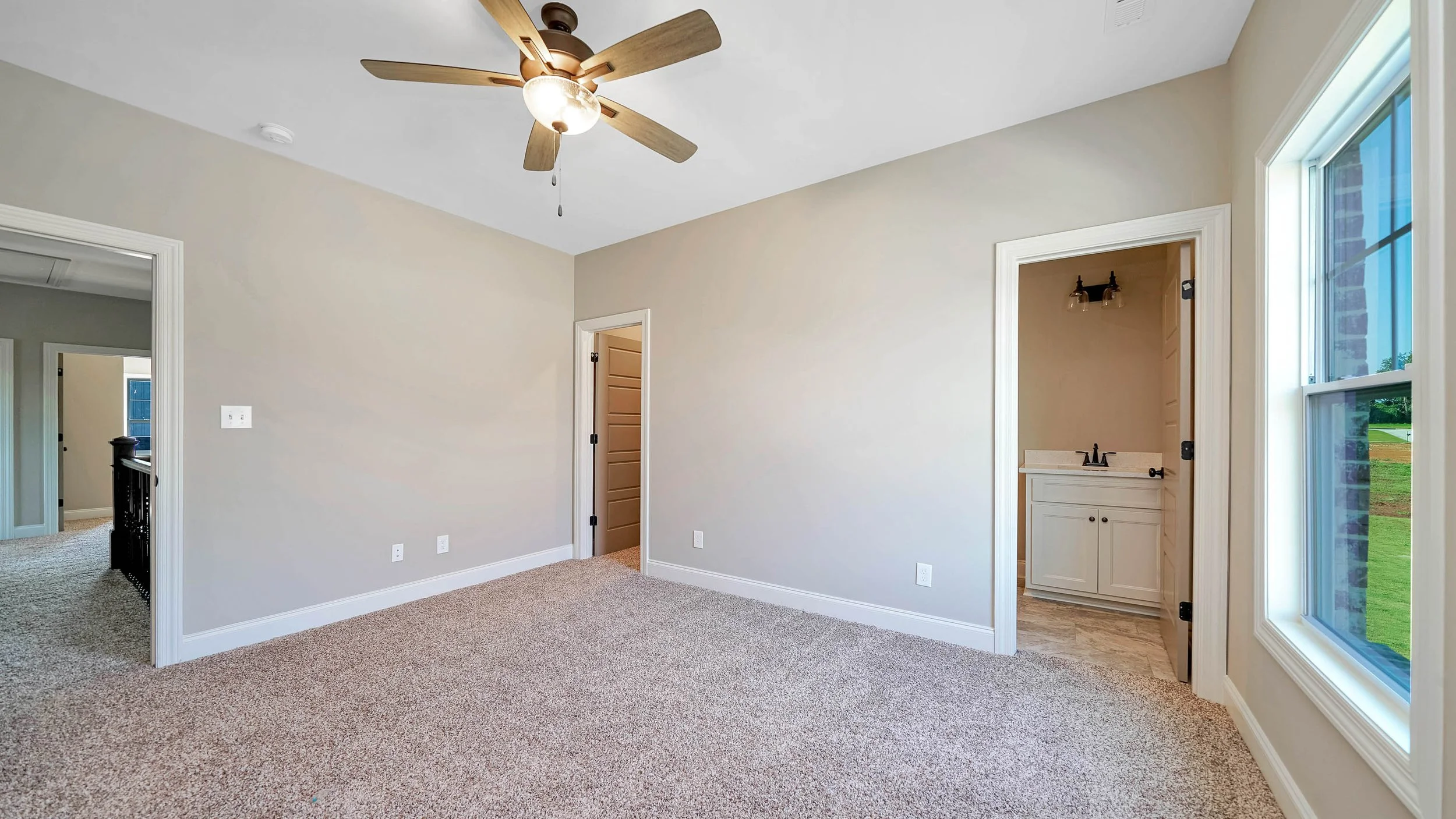 219 Midland Dr-20.jpg