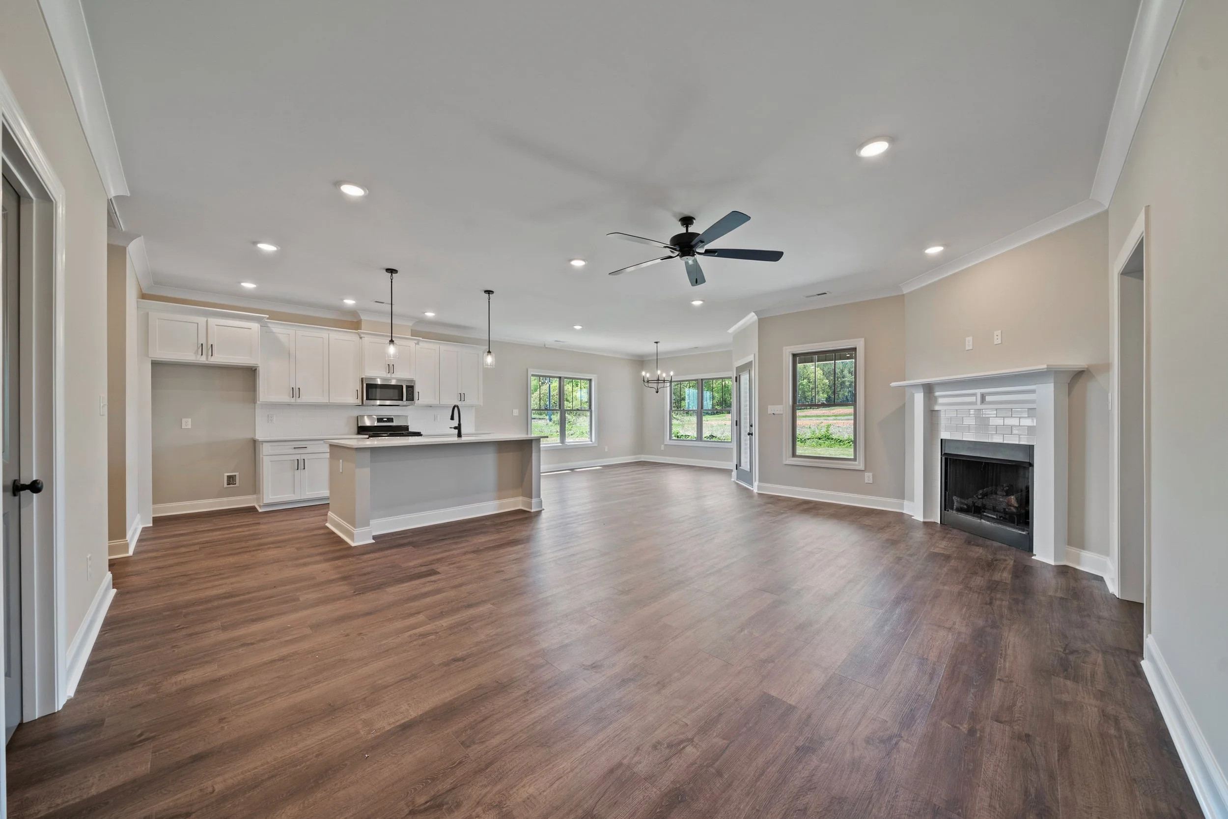 143 Old Forest Rd-3.jpg