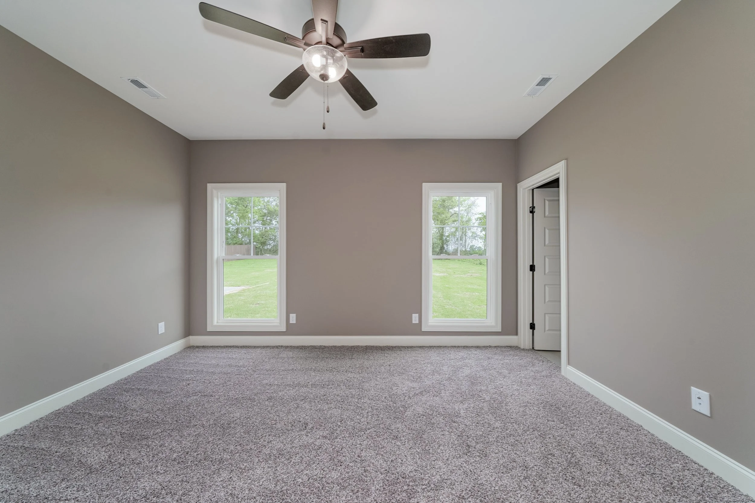 223 Oakland View-17.jpg