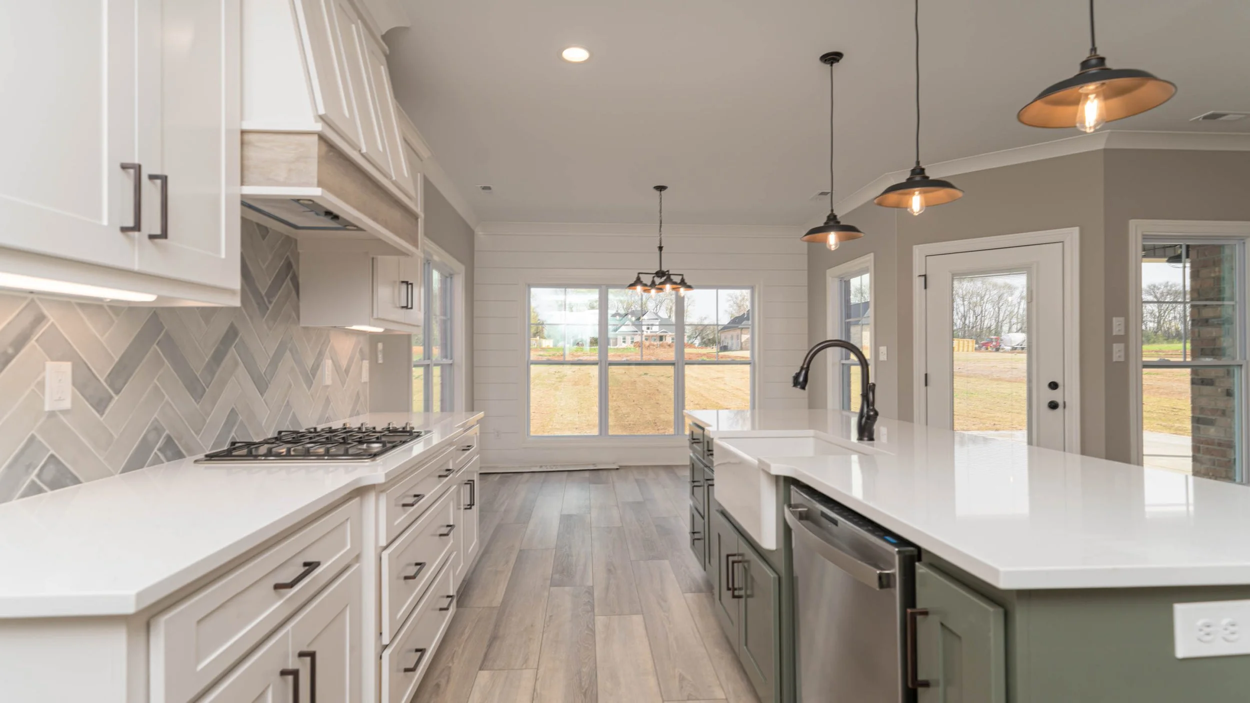 205 Midland Dr-12.jpg