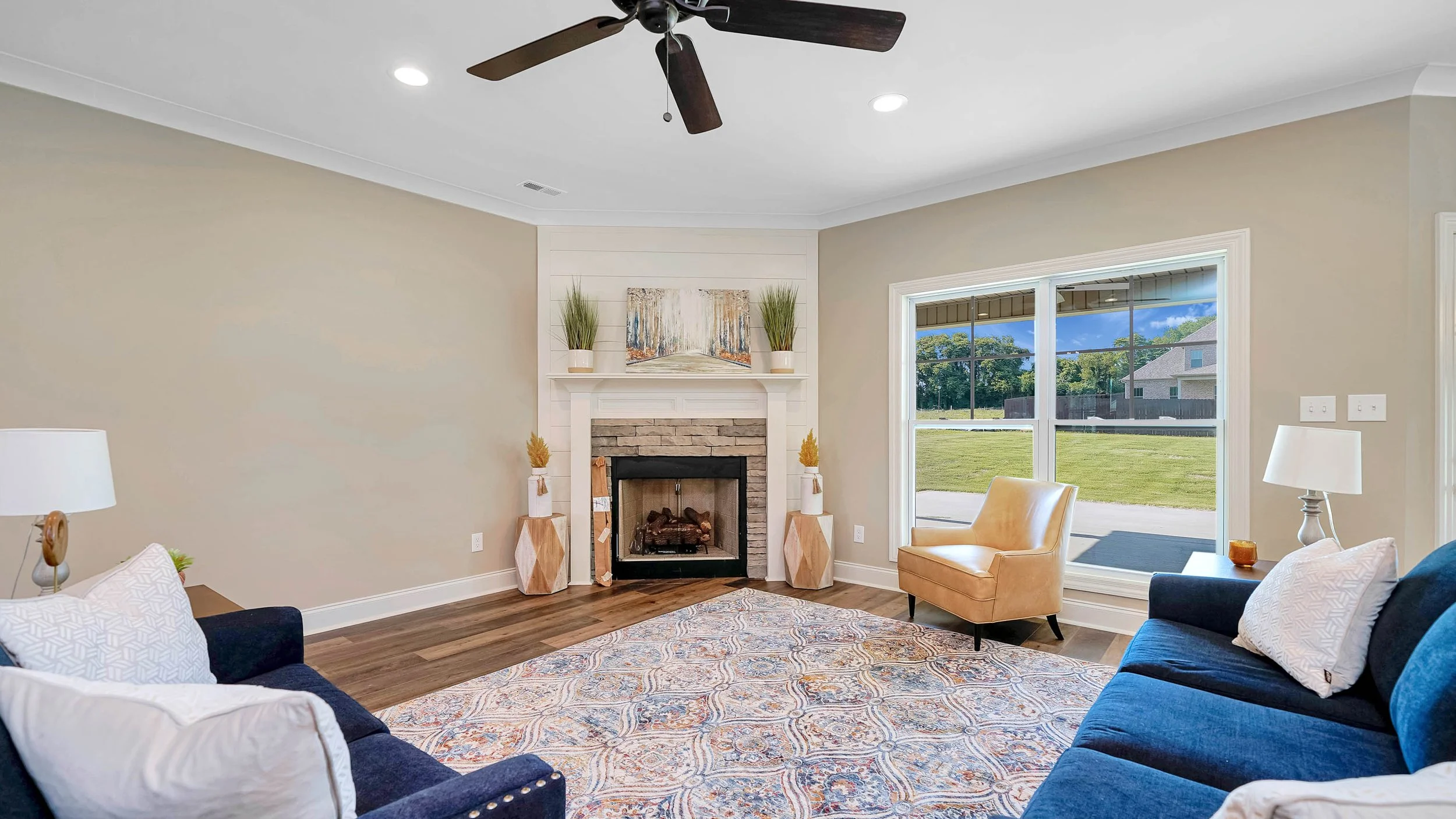 219 Midland Dr-3.jpg