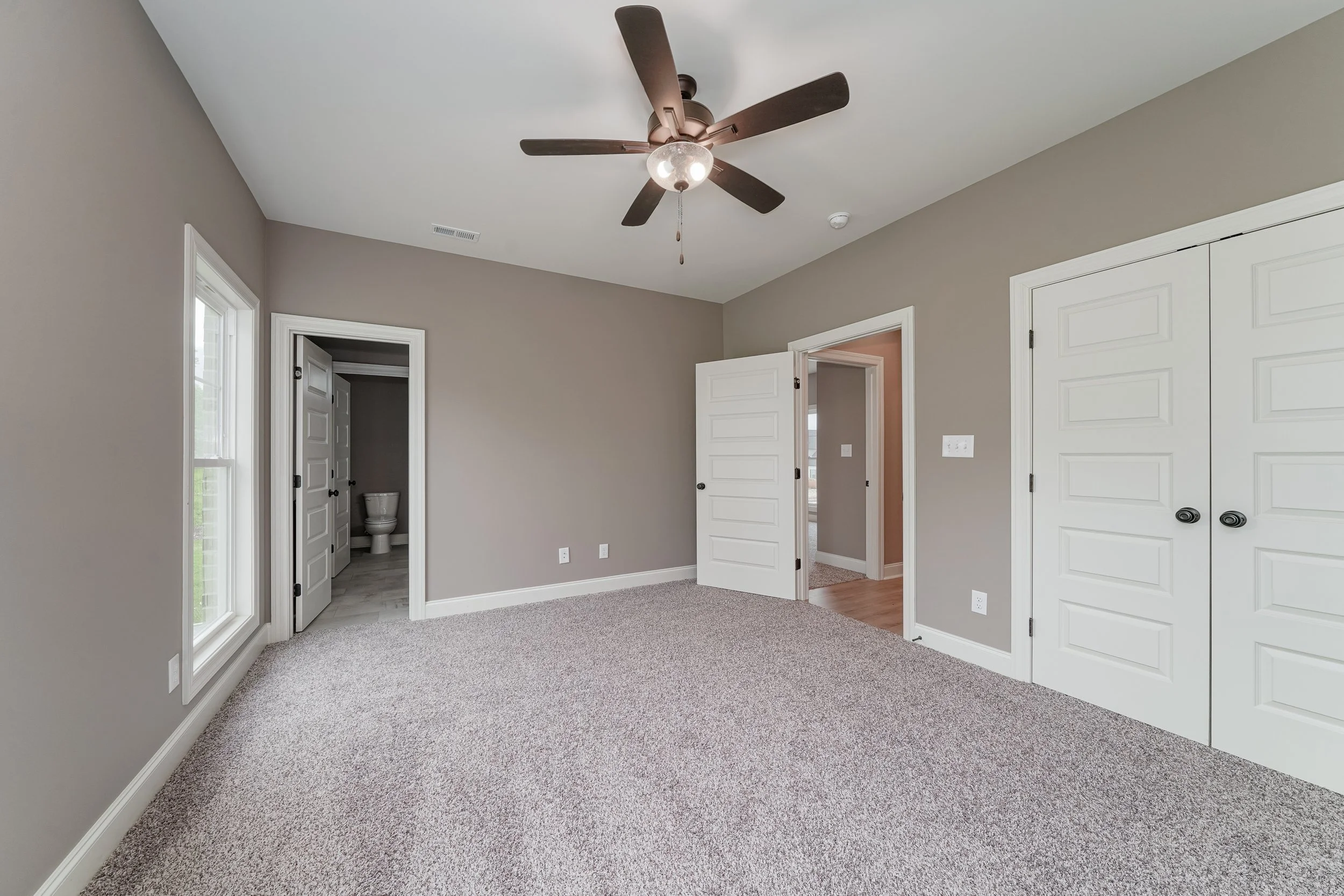223 Oakland View-18.jpg