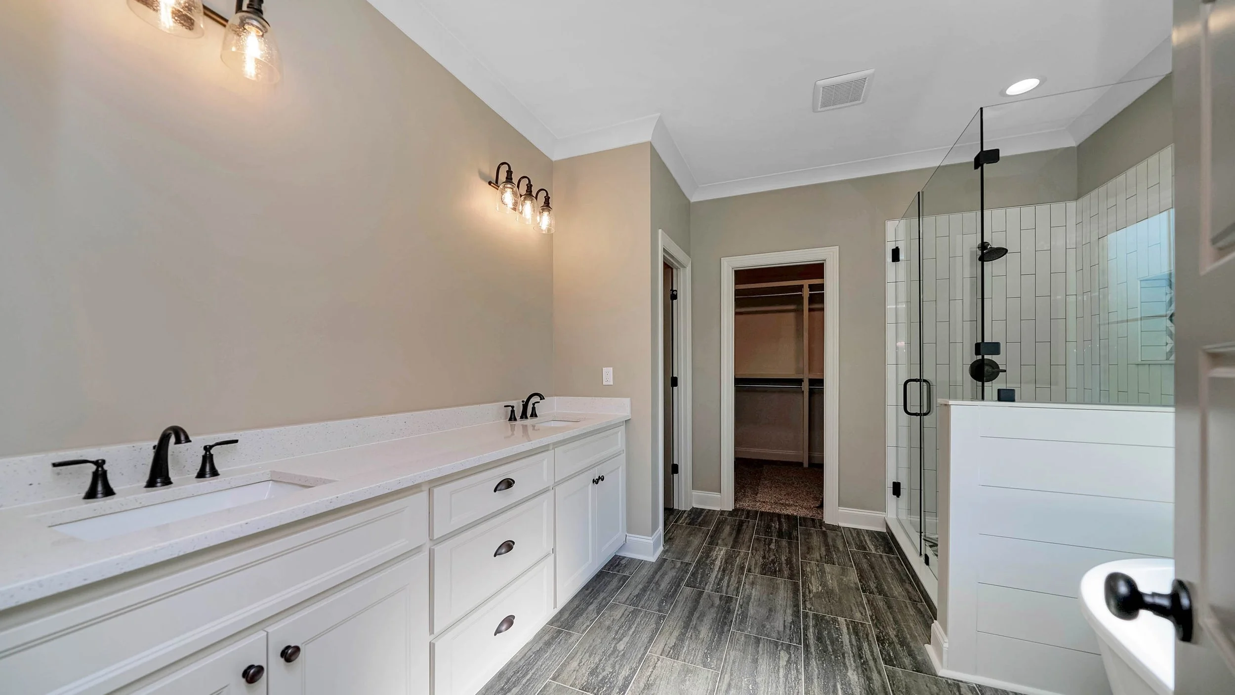 219 Midland Dr-13.jpg