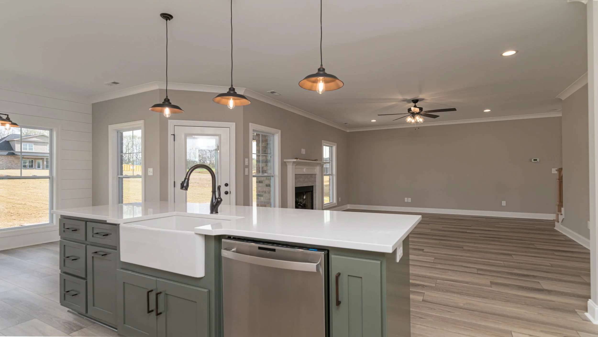 205 Midland Dr-13.jpg