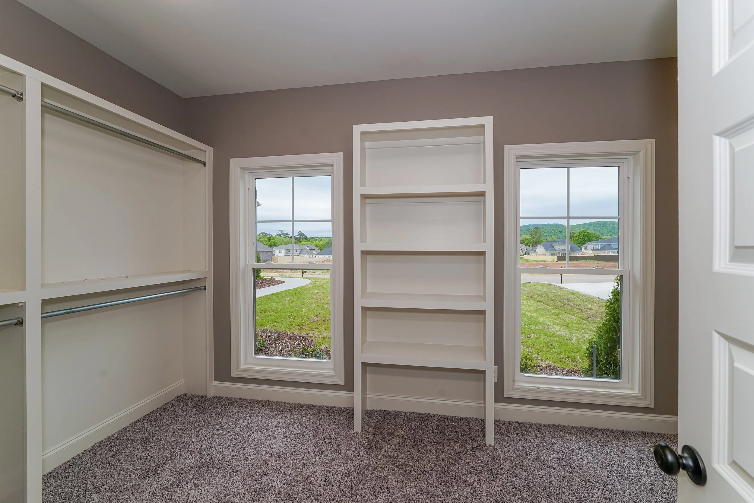 223 Oakland View-13.jpg