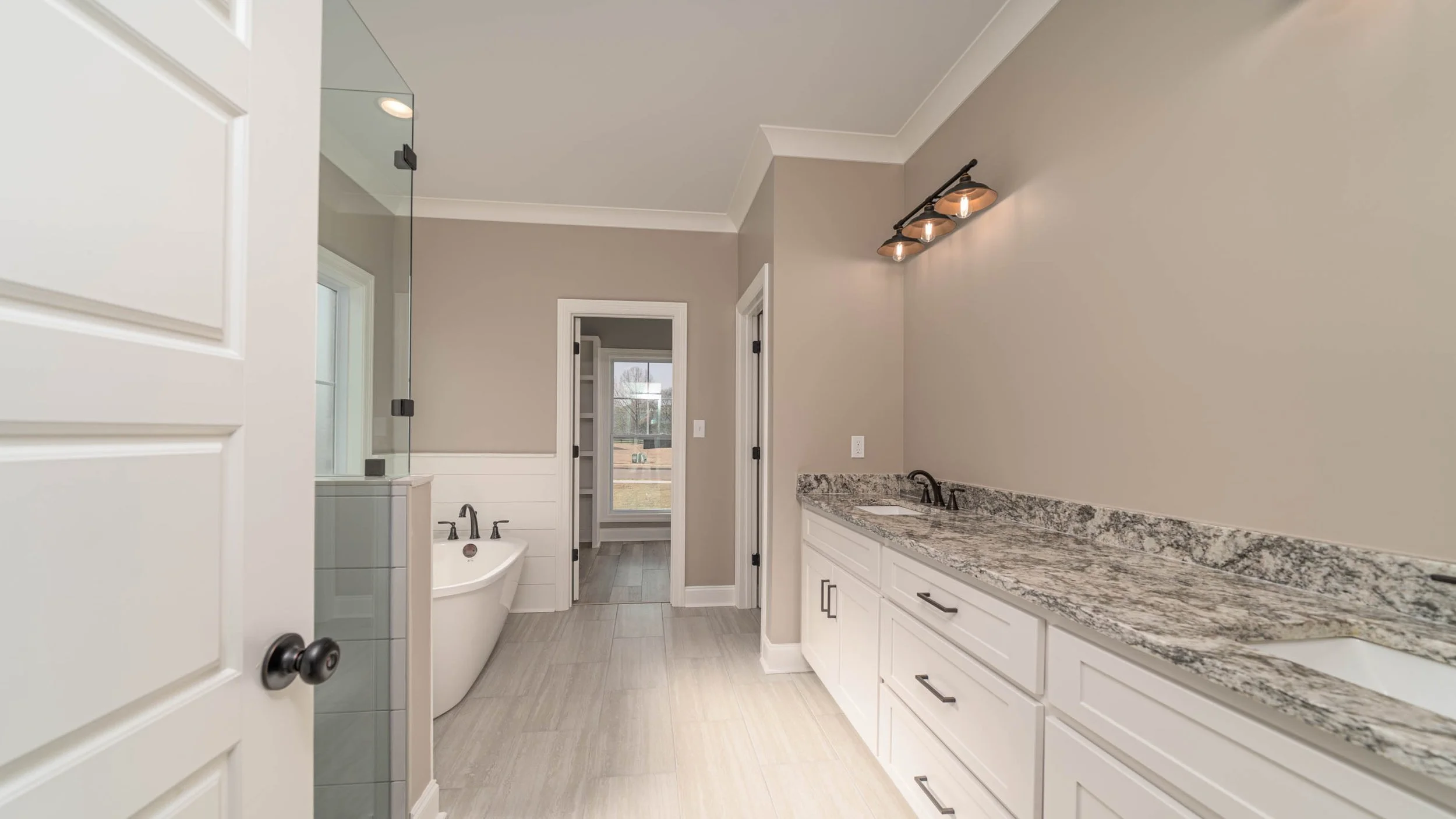 205 Midland Dr-20.jpg