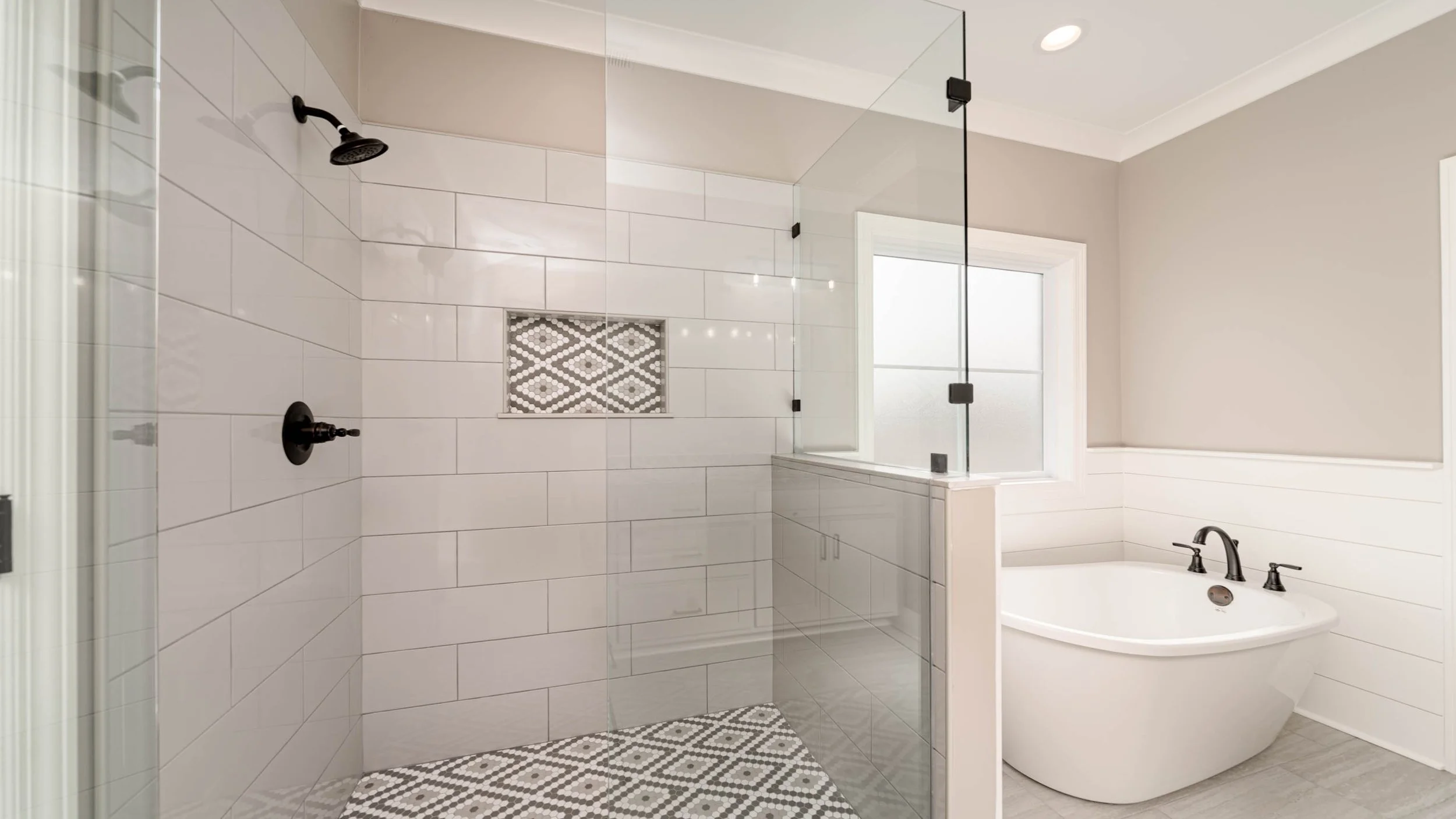 205 Midland Dr-21.jpg