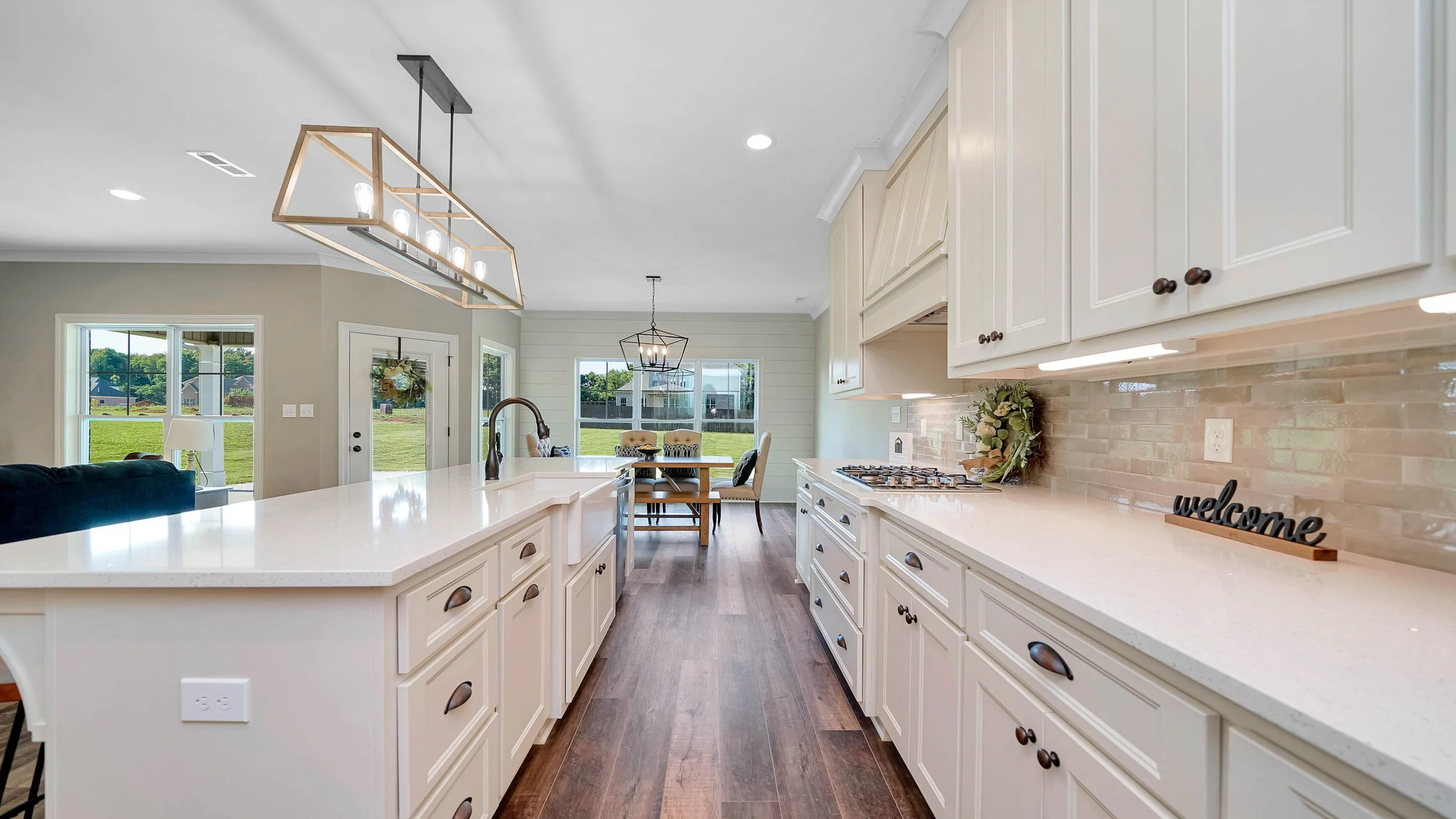 219 Midland Dr-7.jpg