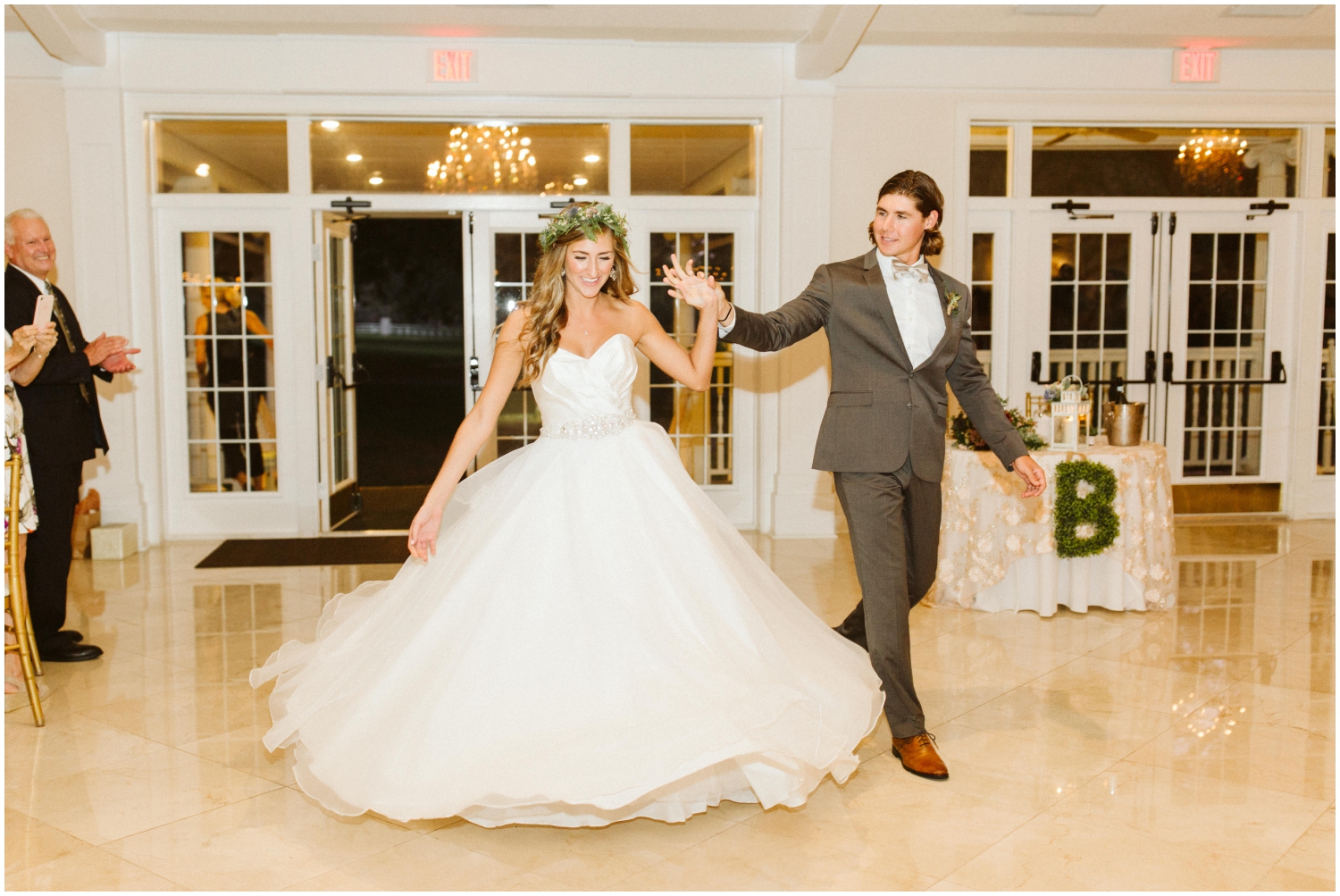 bride and groom’s first dance