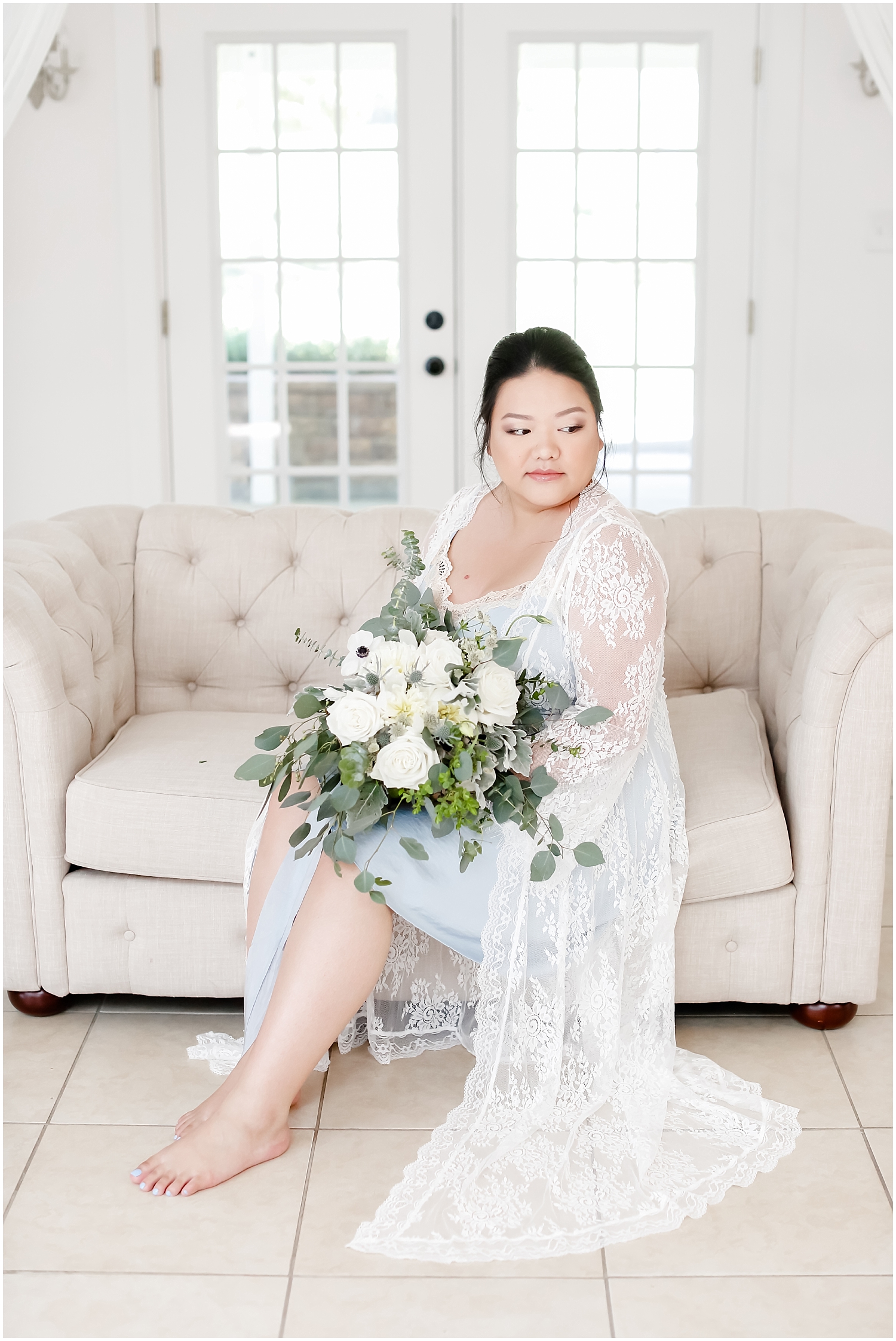 bride getting ready for her dade city wedding