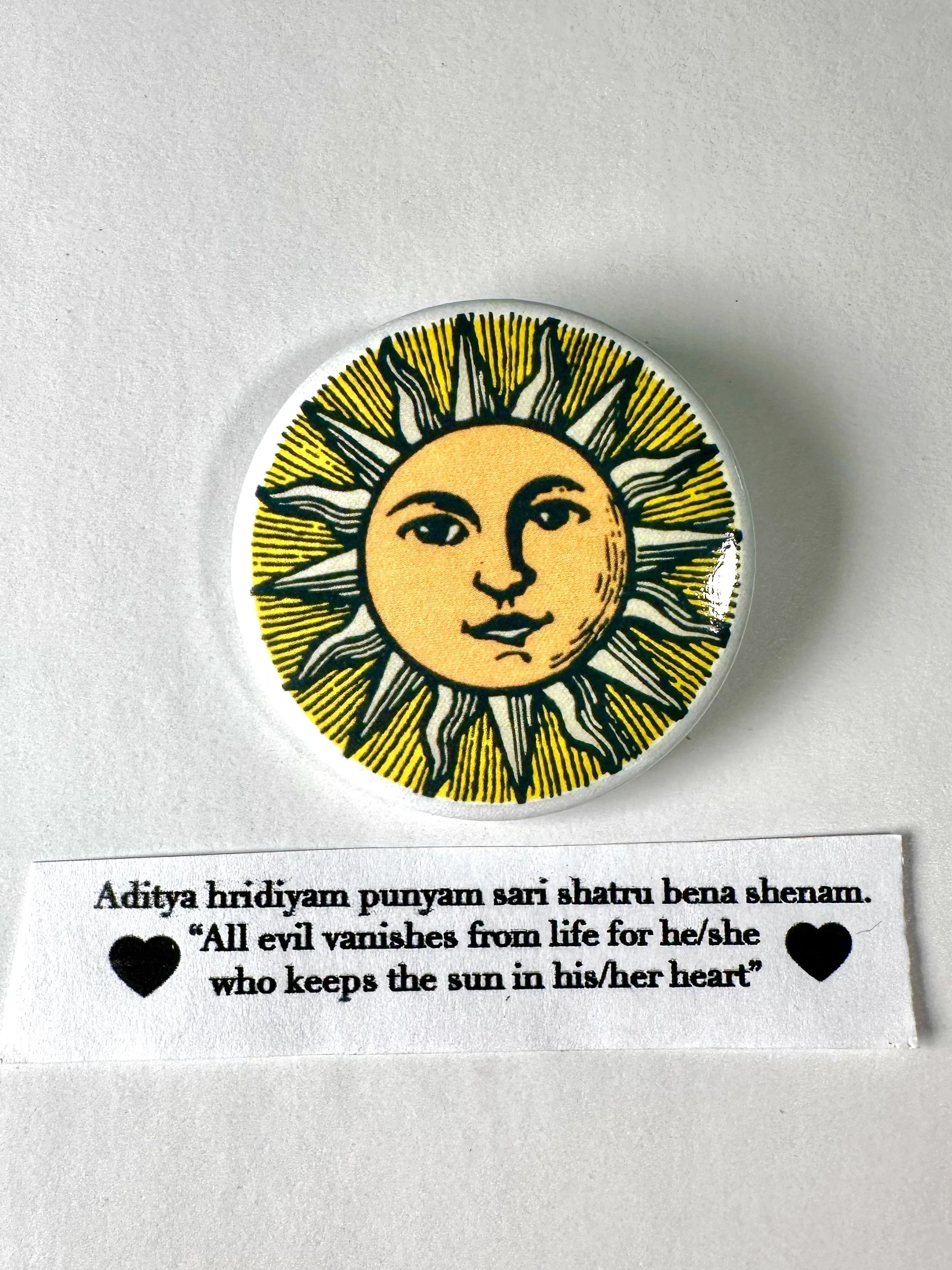 Sun, Sunshine, pin, button, Ram Dass