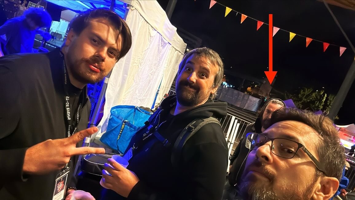 Throwback to our concert at the L&eacute;man Blues Festival in September (13.09.24) ! 🎶 

Huge thanks to the crowd for bringing the energy. 🙌 

Simon didn&rsquo;t show up well in the first photo, so we put a special shot just for him! 📸😘

Can&rsq