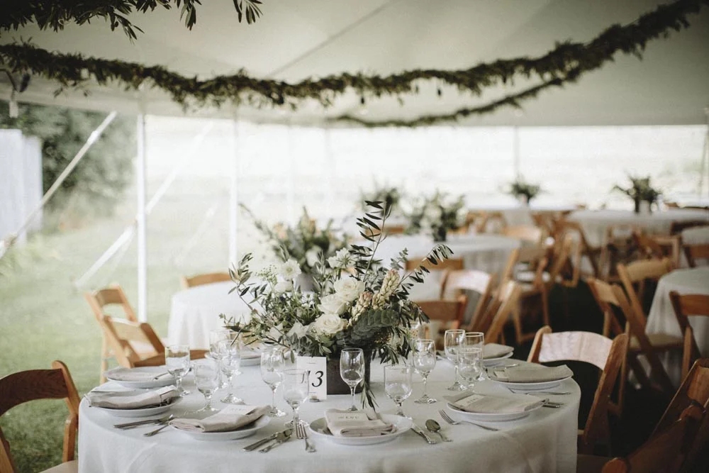 19 simple-elegant-wedding-design-wedding-coordinator.jpg