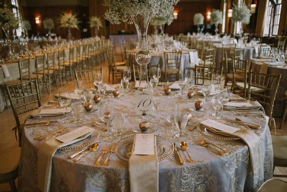 23 romantic-wedding-style-black-tie-wedding-coordinator .jpg