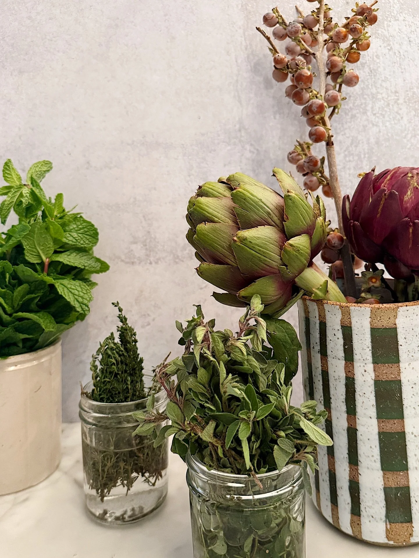 Fall Gather

I haven&rsquo;t been to the farmers market in a while and it was so nice to see all the fall produce and flowers. Gathering ideas for Thanksgiving and sourcing some of my favorite items. My kitchen is full with seasonal items and I feel 