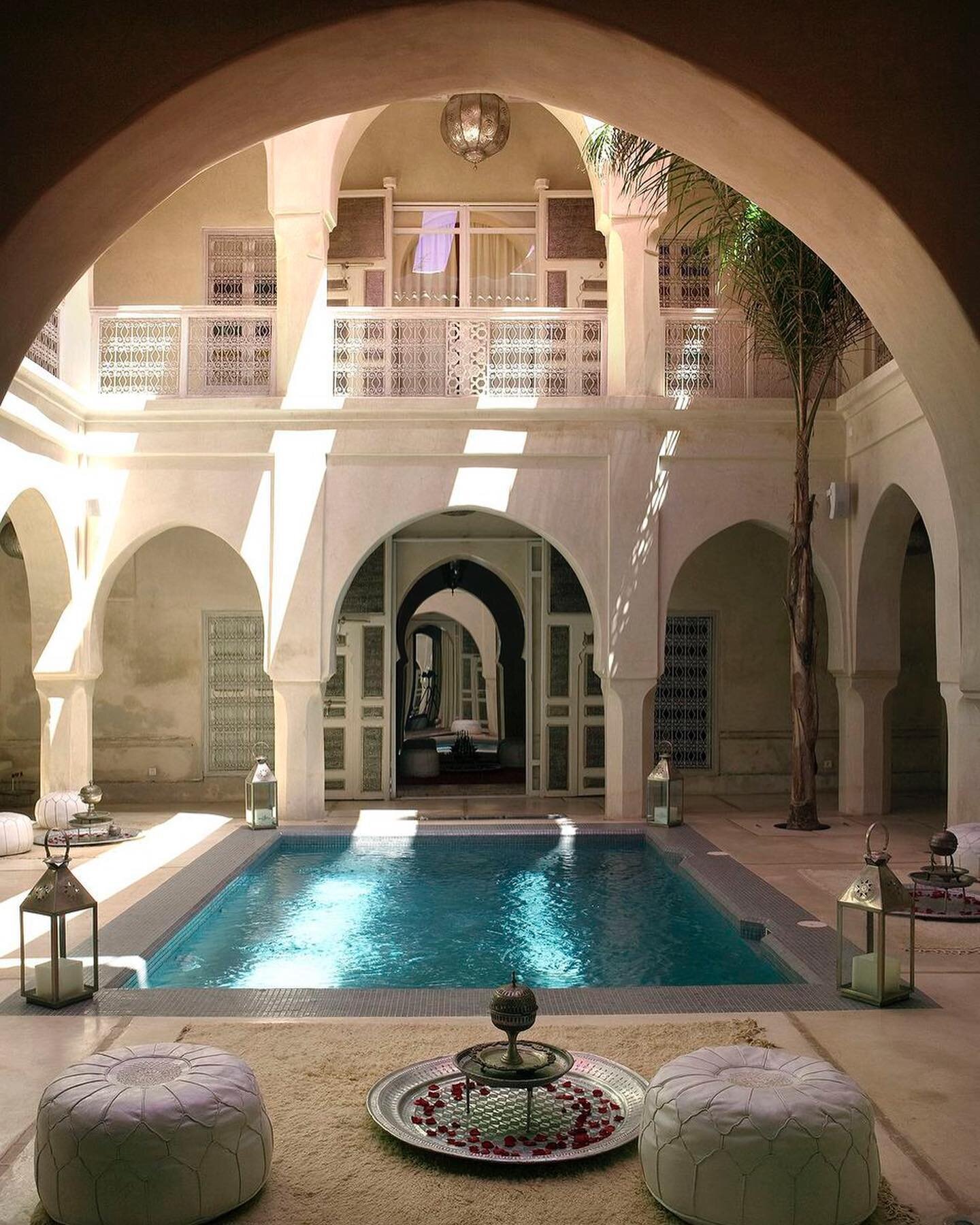 The 300-year-old city palace AnaYela is the jewel of Marrakech, and offers the key to the magic of the medina.

With Romeo and Juliet style love story in it's history, handwritten manuscripts telling the story of a couple's clandestine relationship w