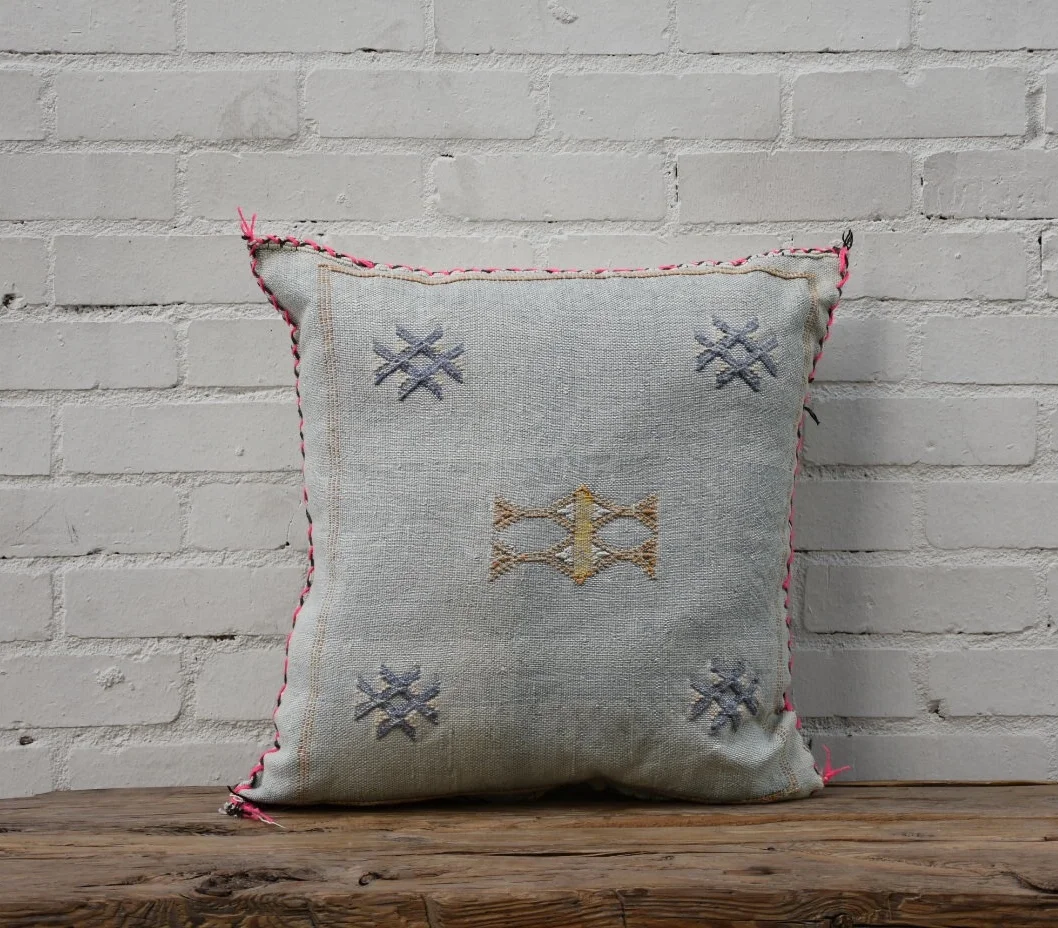 8AEE3173-8CF4-4B99-A264-7D58D3B67B76