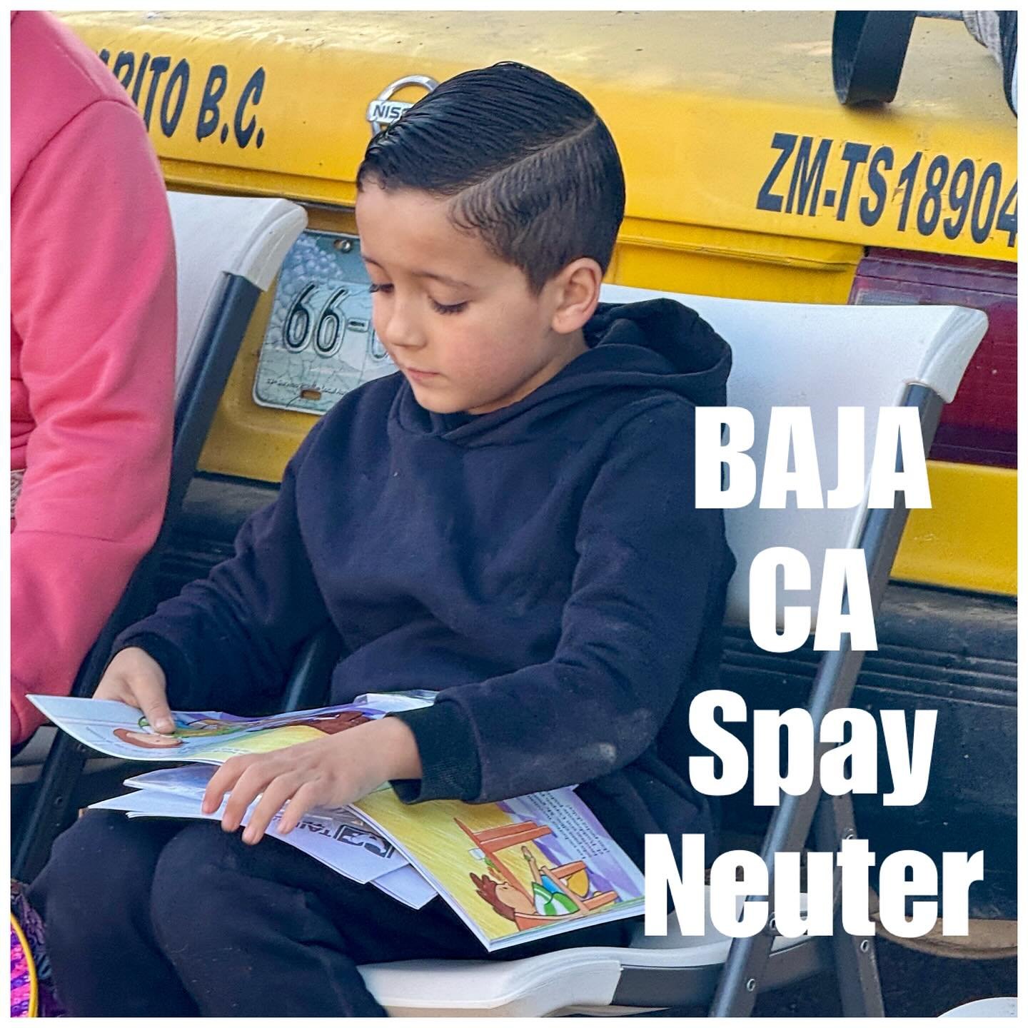@bajaspayneuter sharing our Spanish version of Love Me Gently at their community clinics. Every child/family brings home a free book.  #responsiblepetownership #humaneeducation #spayandneuter #savinglives #changinglives #dog #puppy #literacy #bethech