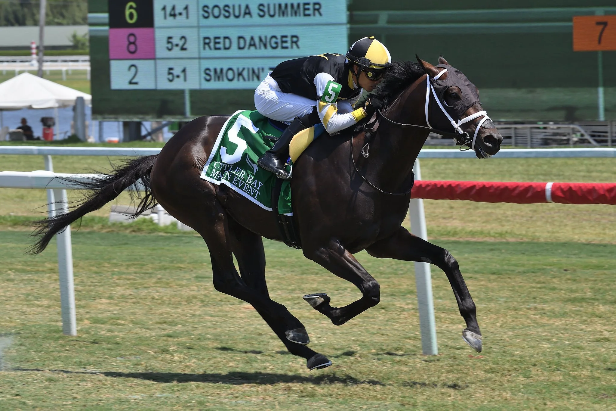 Main Event Takes Center Stage in Cutler Bay S. 