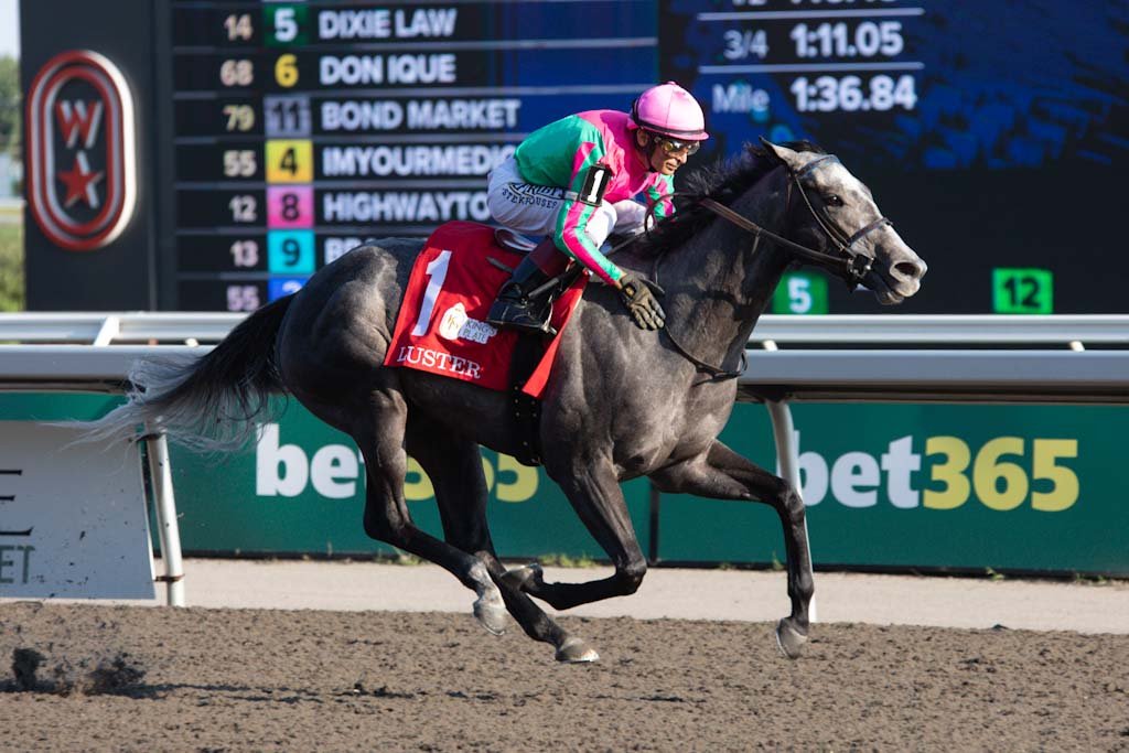 Training Graduate Luster Dominates the King’s Plate