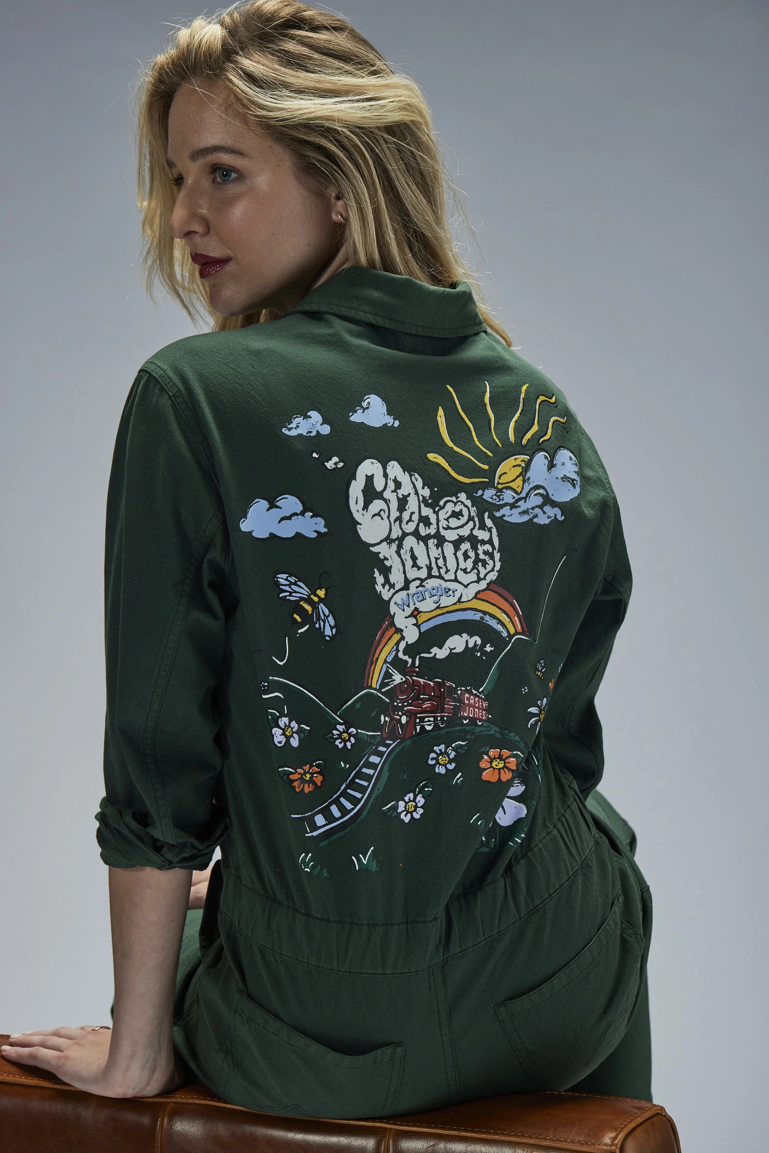 WRANGLER_MODERN_FW21 NORA TRADE_ CaseyJones_03_13155_rfc.jpg