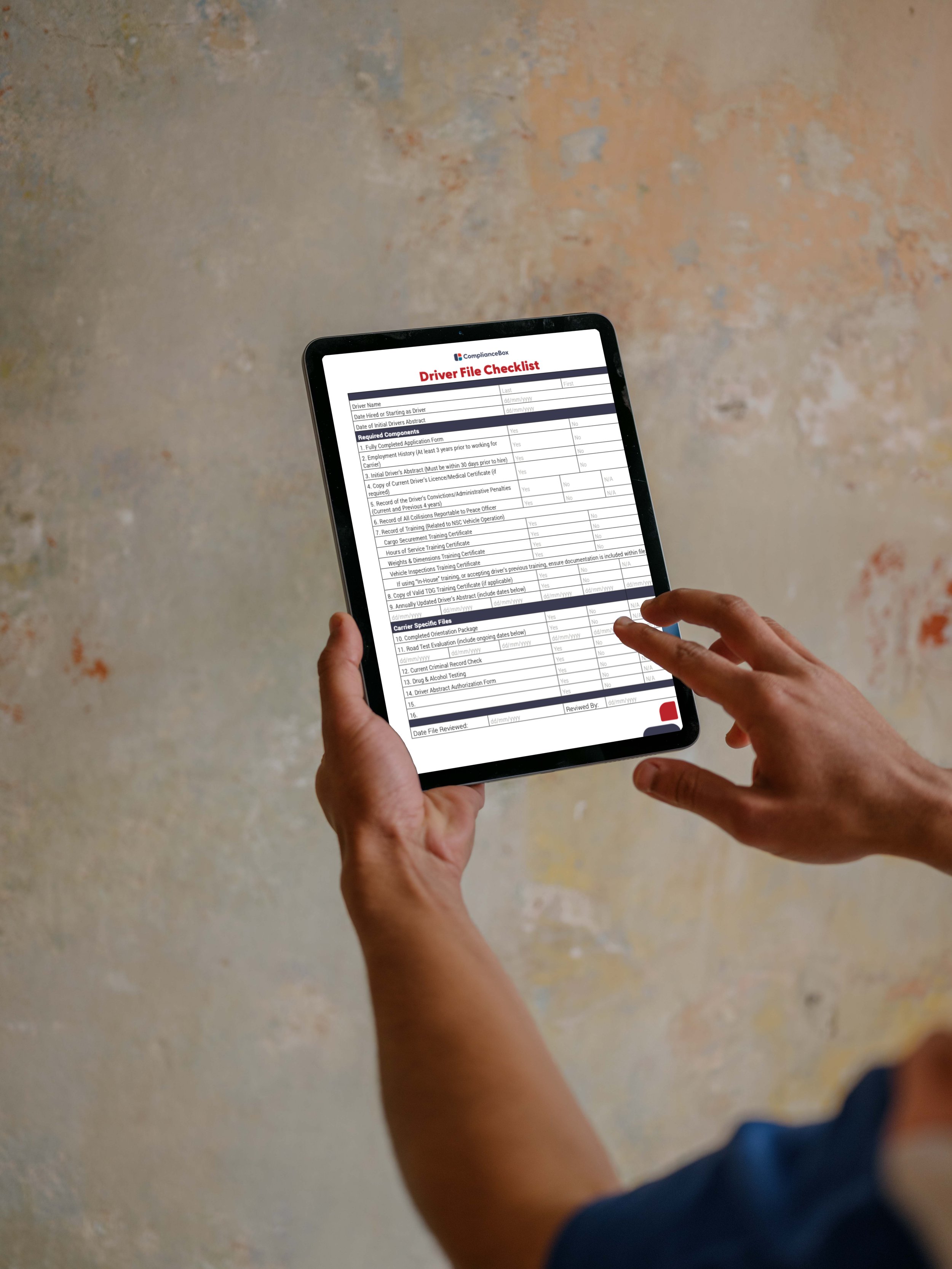 mockuuups-man-pointing-on-ipad-mockup.jpeg