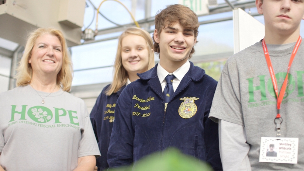 SHELBY COUNTY HIGH SCHOOL HOPE PROJECT CINDY VINSON FFA.jpg