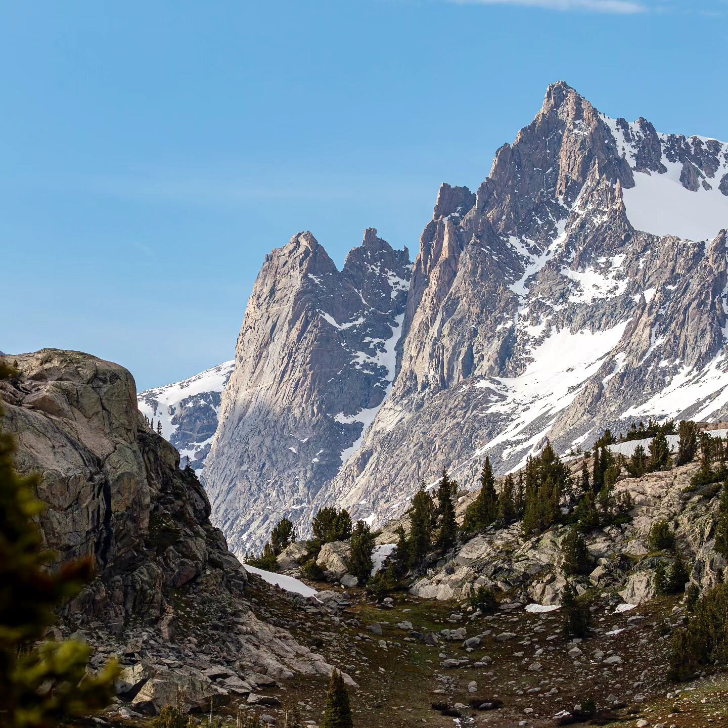 The mountains make you feel so small.

#wyoming #windriver #windriverrange #winds #wilderness #wildernessarea #wildernesslife #wildernessvibes #remote #remotexpeditions #expedition #mountains #mountainlove #mountainlife #wy #wym #backpacking #backpac