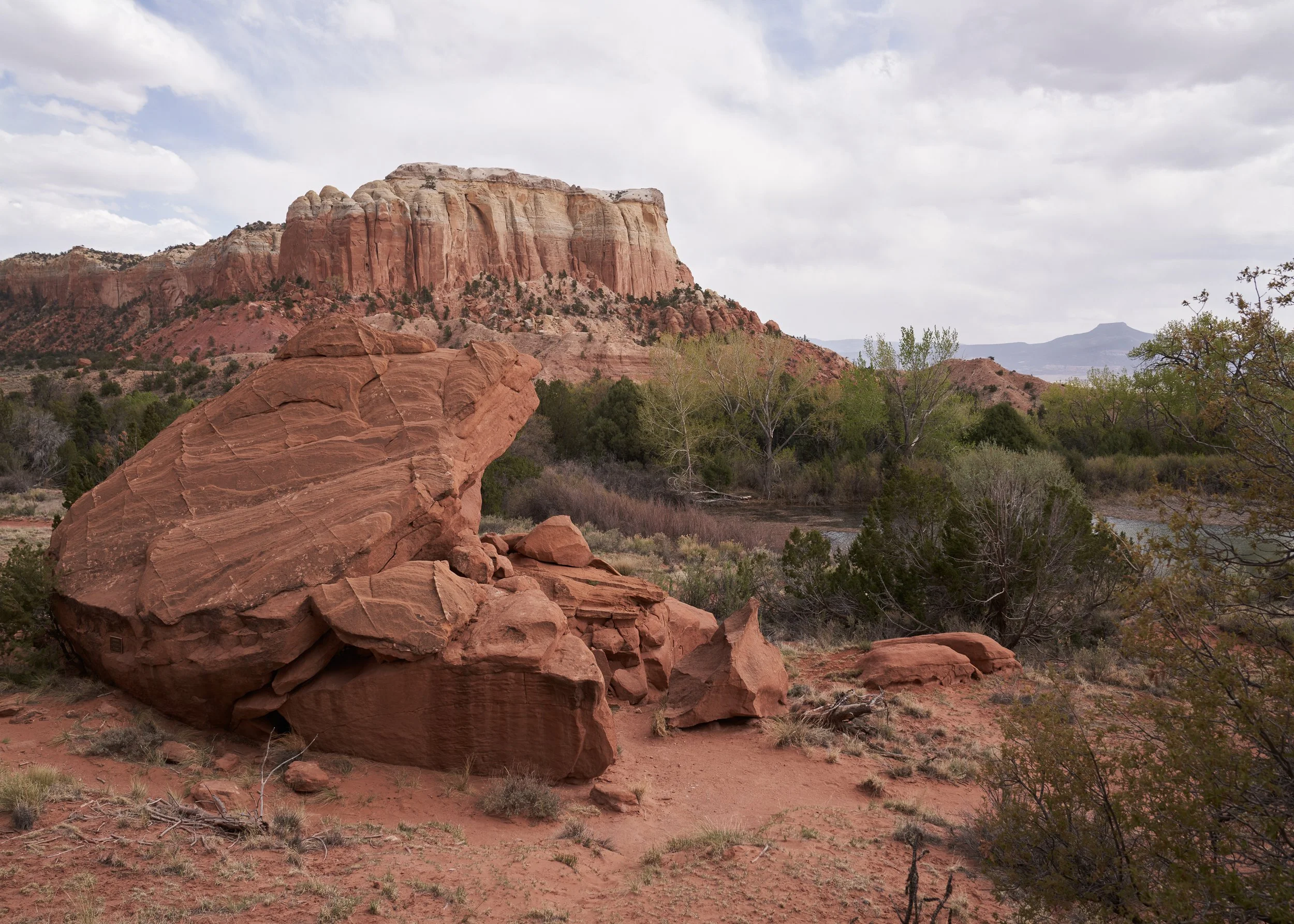 GEORGIA O’KEEFFE  MEDIA: DEPARTURES.COM  ROLE: HEAD OF PRODUCTION  PHOTOGRAPHER: MARTIEN MULDER / WALTER SCHUPFER MANAGEMENT