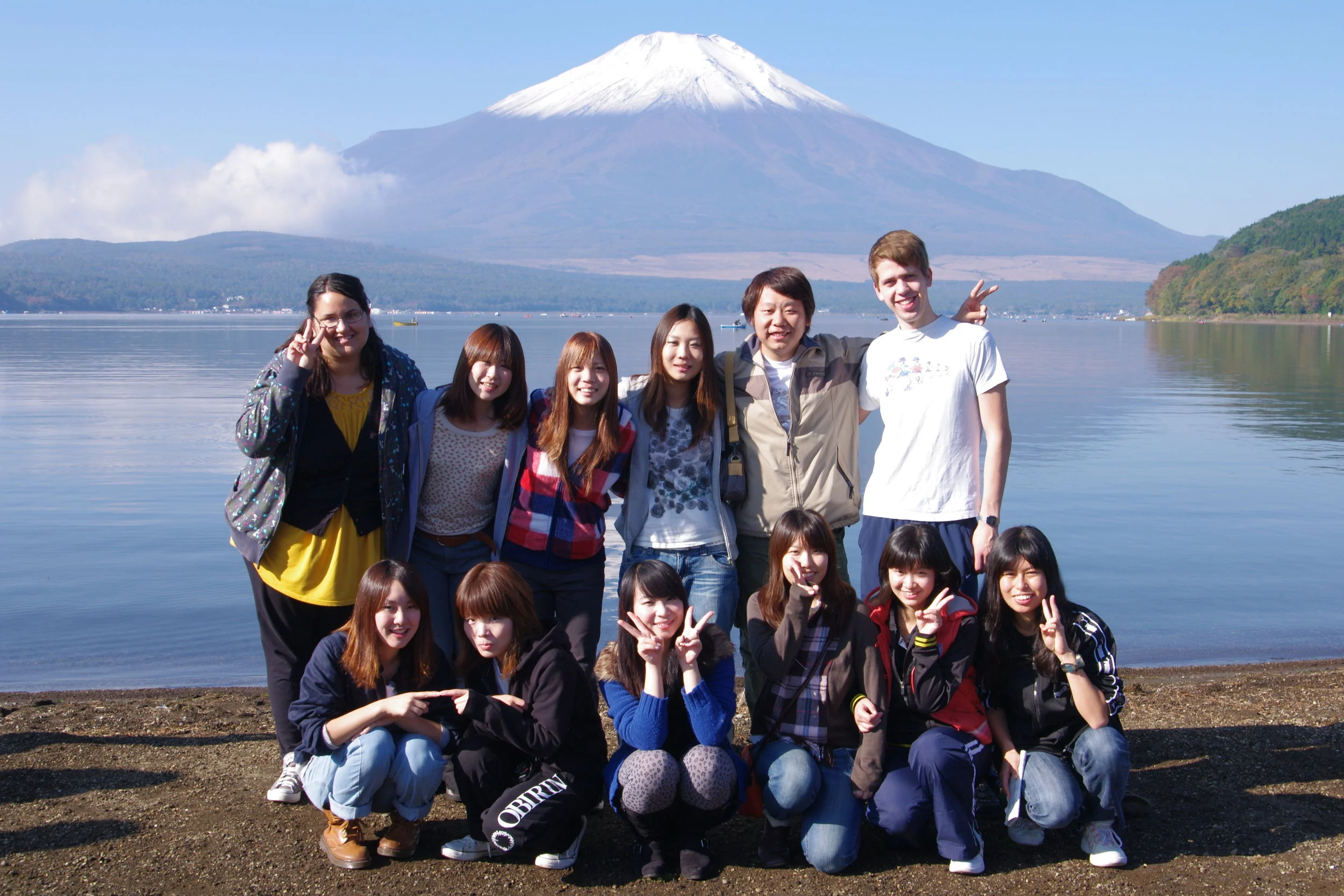Creating friendships and learning experiences - Lake Yamanaka International Camp 富士山を望む環境で国際交流。山中湖インターナショナルキャンプ