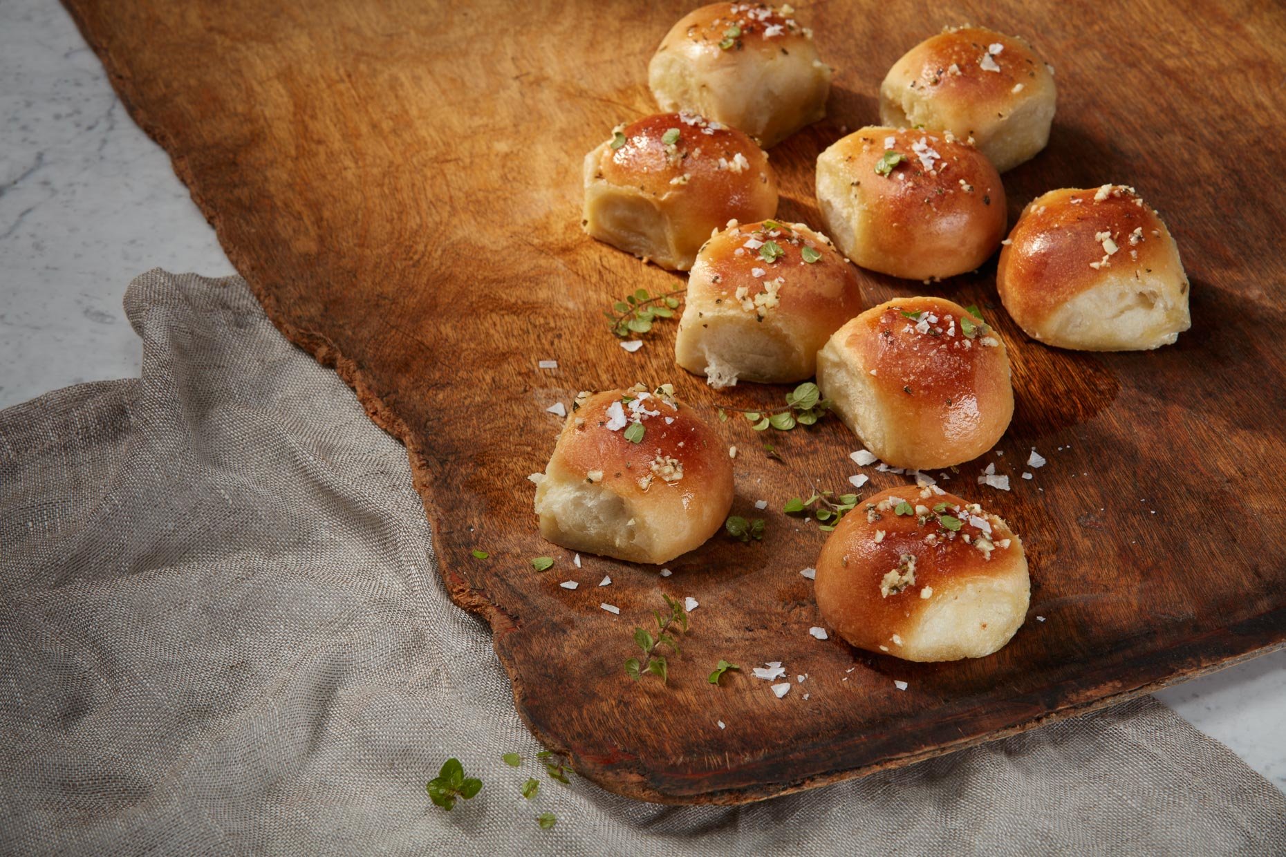 Garlic Butter Rolls_K0110.jpg