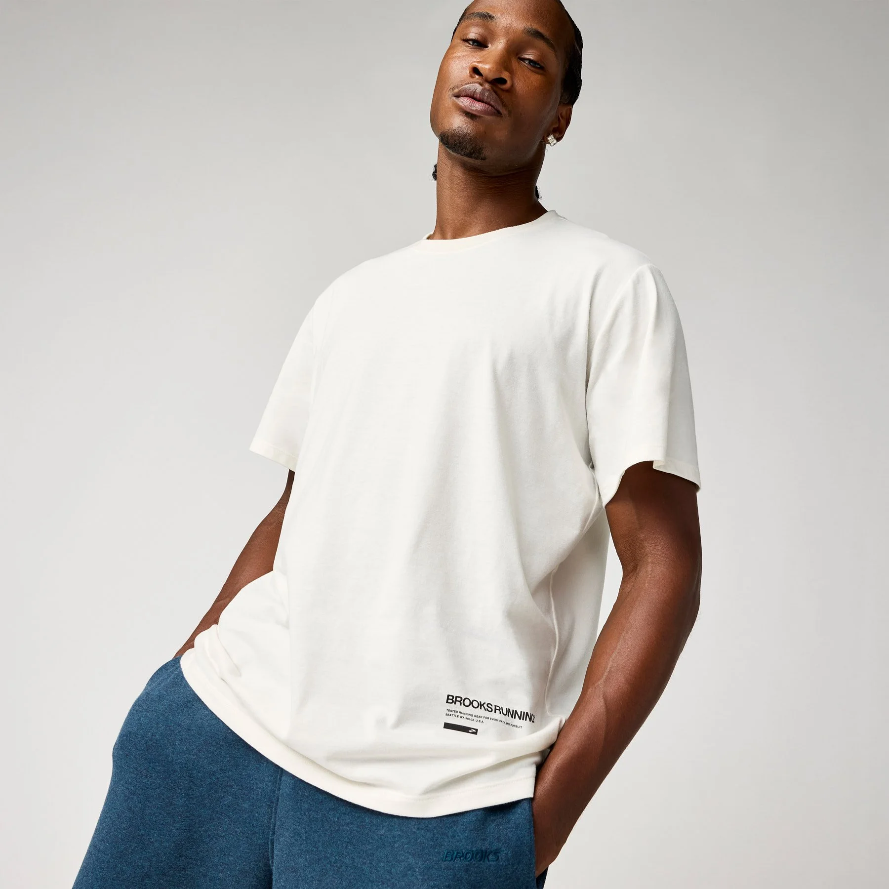 211591_225_MV_Graphic_Short_Sleeve_0392.jpg
