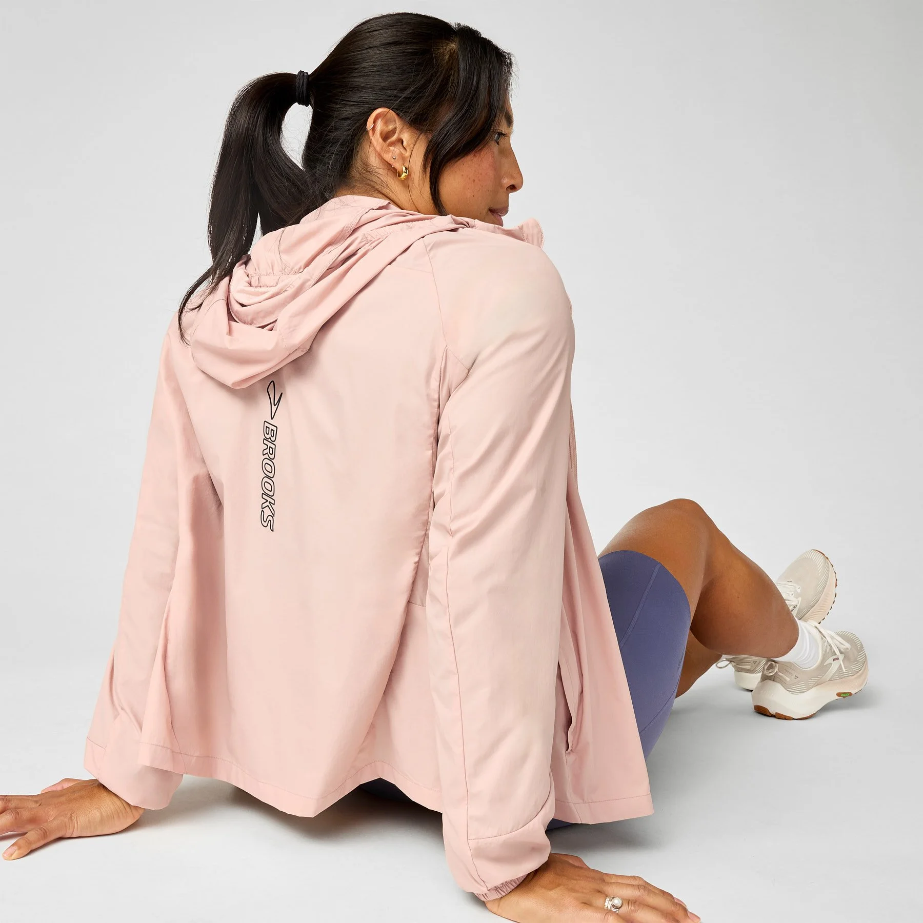 221732_619_MV_Canopy_Packable_Jacket.jpg