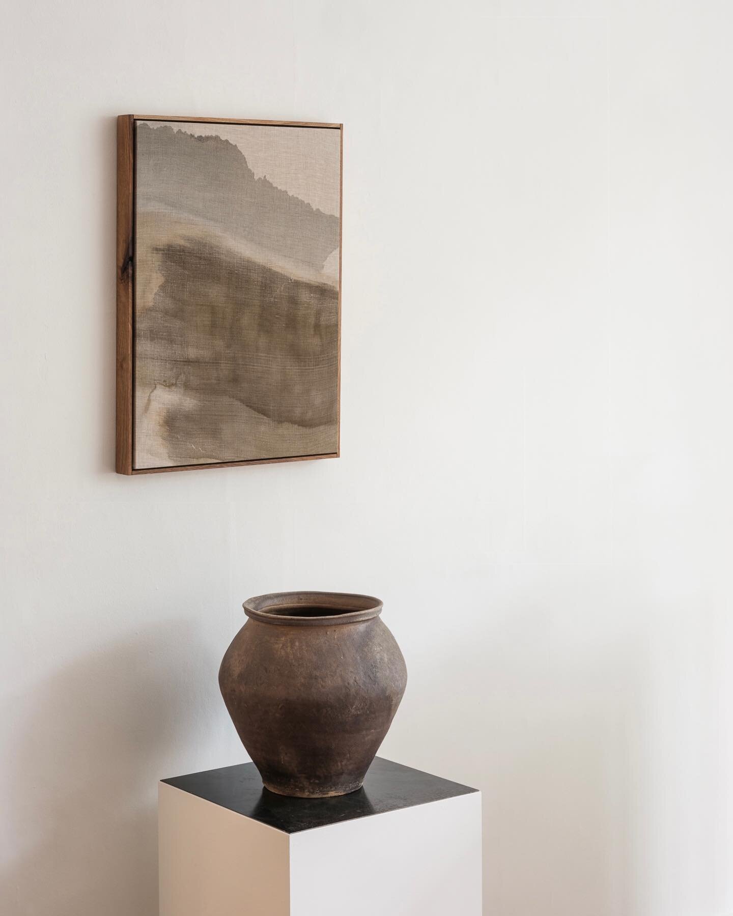 Exhibition views from &ldquo;A Living Line&rdquo; @make_hauserwirth which closes tomorrow. 
-
Image one - &ldquo;Lin of Dee&rdquo; 40 x 55cm. (Sold) 
Image three - &ldquo;Punchbowl&rdquo; 65 x 70cm. (Sold)
-
Photography by @davewattsphotography