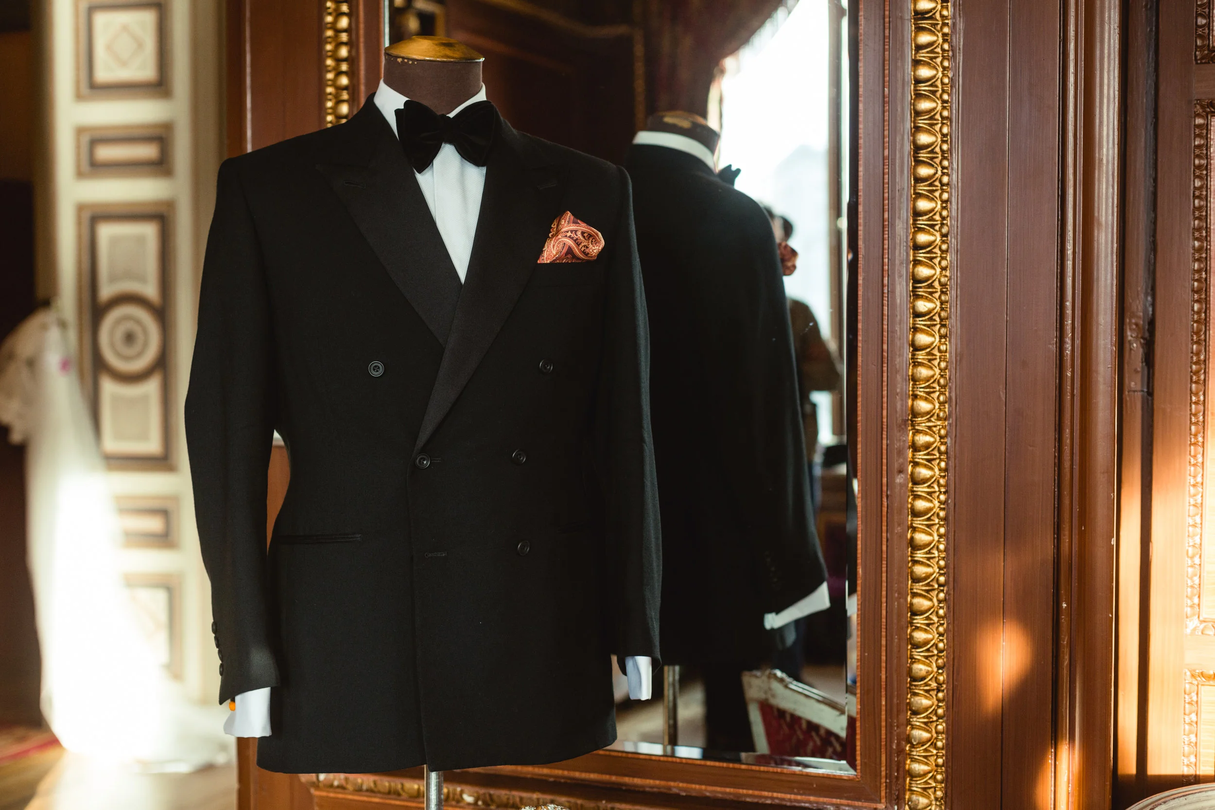 Double breasted Götrich Dinner Jacket in black wool with peak lapels with silk facings.