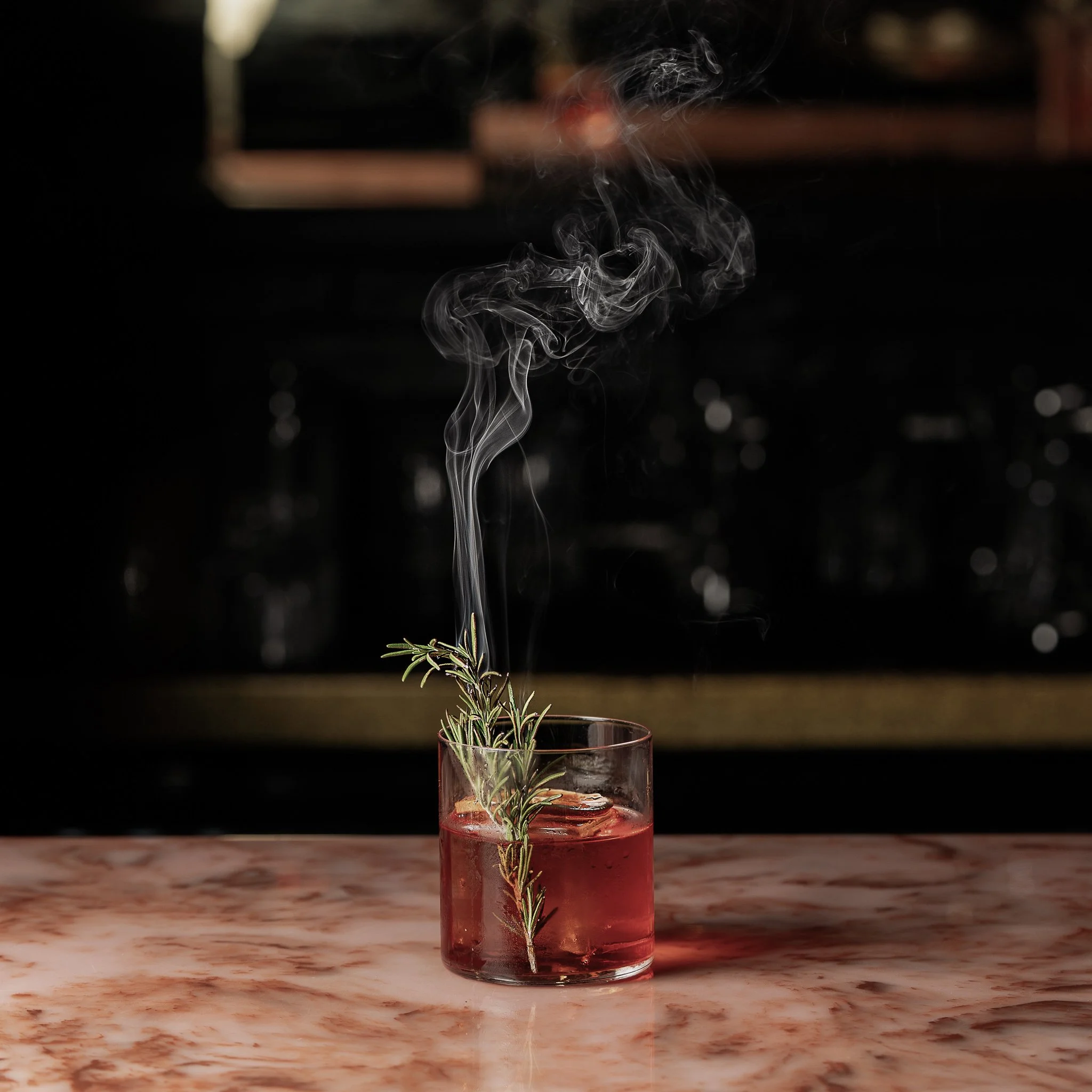 cocktail in london bar