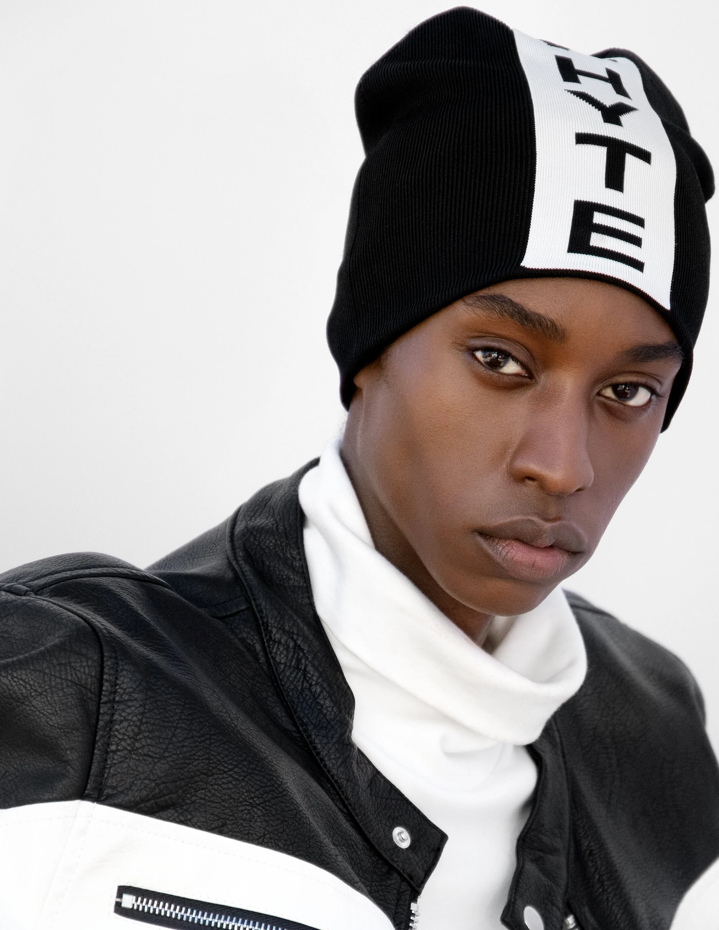 JAVION1.jpg
