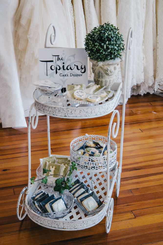 The Topiary Cake Design Cookie Cart