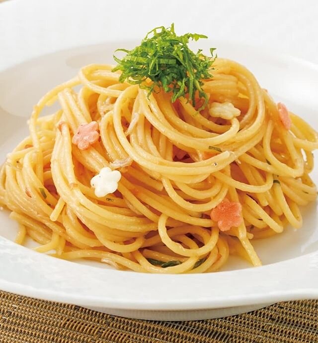 The sourness of #umeboshi is a refreshing part of this #pasta dish, which can be eaten hot or cold. If you can't find whitebait (called chirimen or jako in #japanese), try topping with some #parmesan cheese, herb salt, crumbled pita chips, or shredde